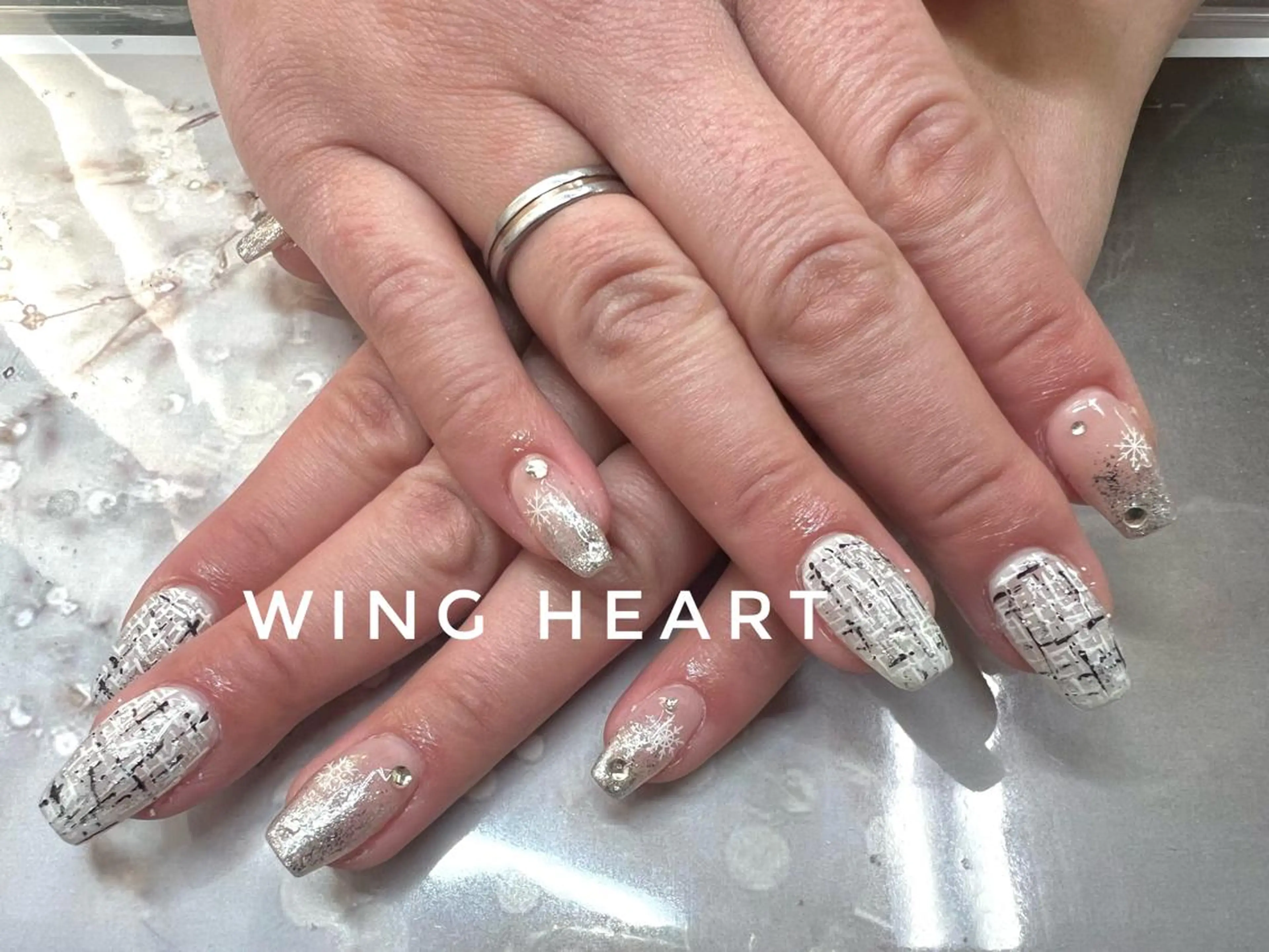 ネイル I. AYUMIのネイルデザイン