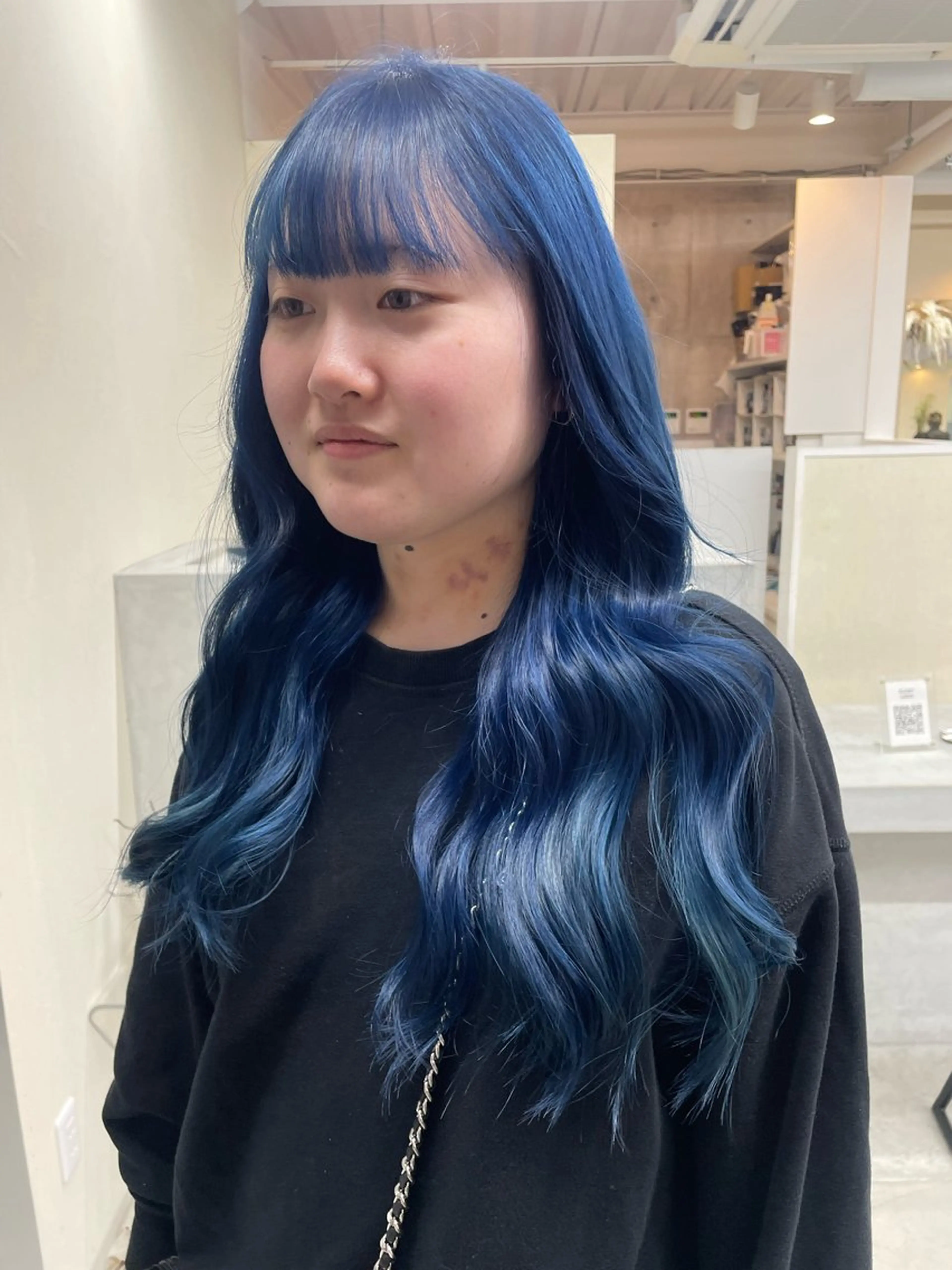 ロング カラー ブルーカラー ヘアカラー 松村 友里圭のヘアスタイル