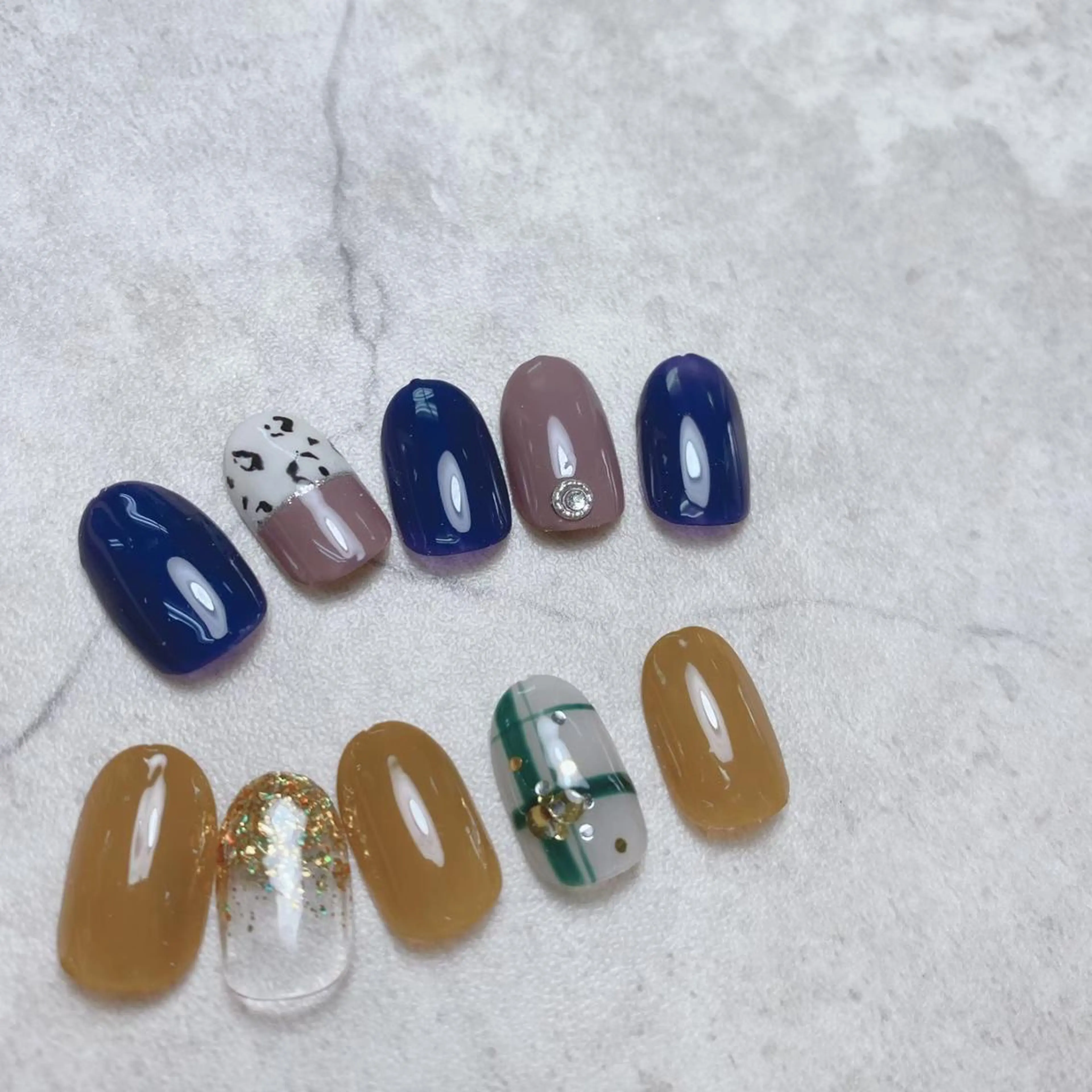 ネイル シンプルネイル ハーリッチnail HeaRichのネイルデザイン