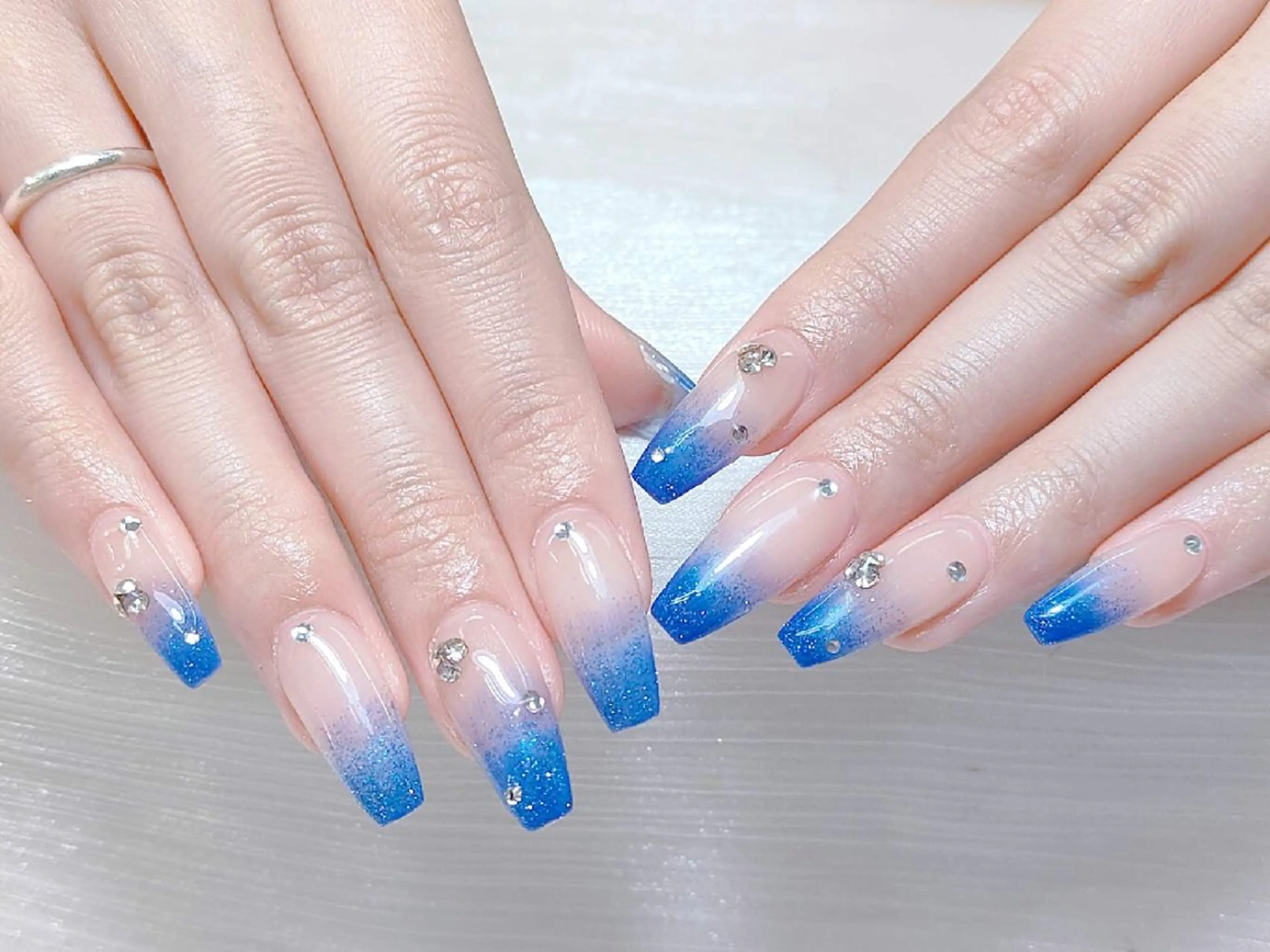 ネイル ハンドネイル モニカ サロンのネイルデザイン