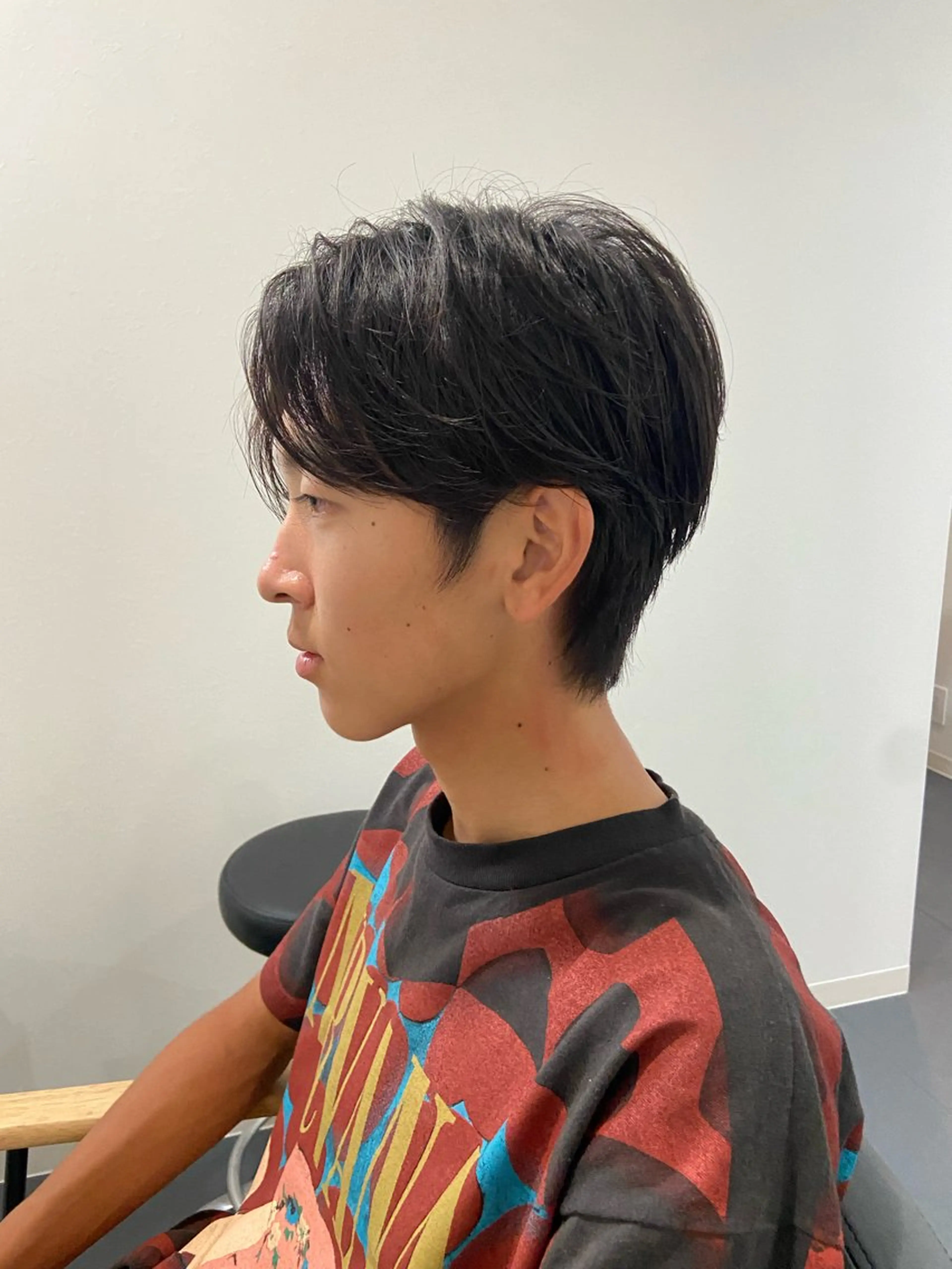 ショート ウルフカット カット ヘアカラー 山岸 未玖のヘアスタイル