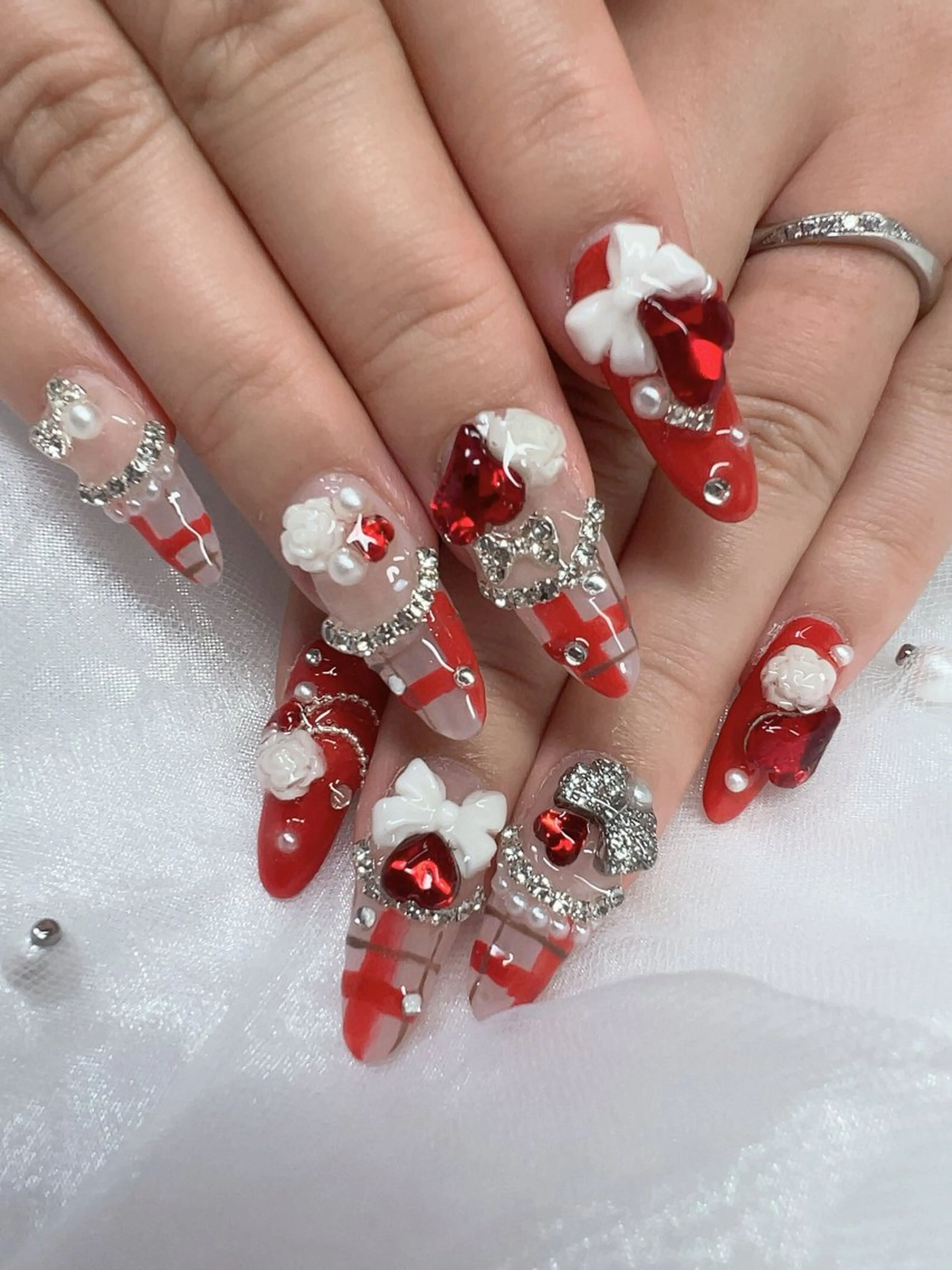 ネイル スカルプネイル ハンドネイル Majesticrose_nail所属・nail l_yukiのネイルデザイン