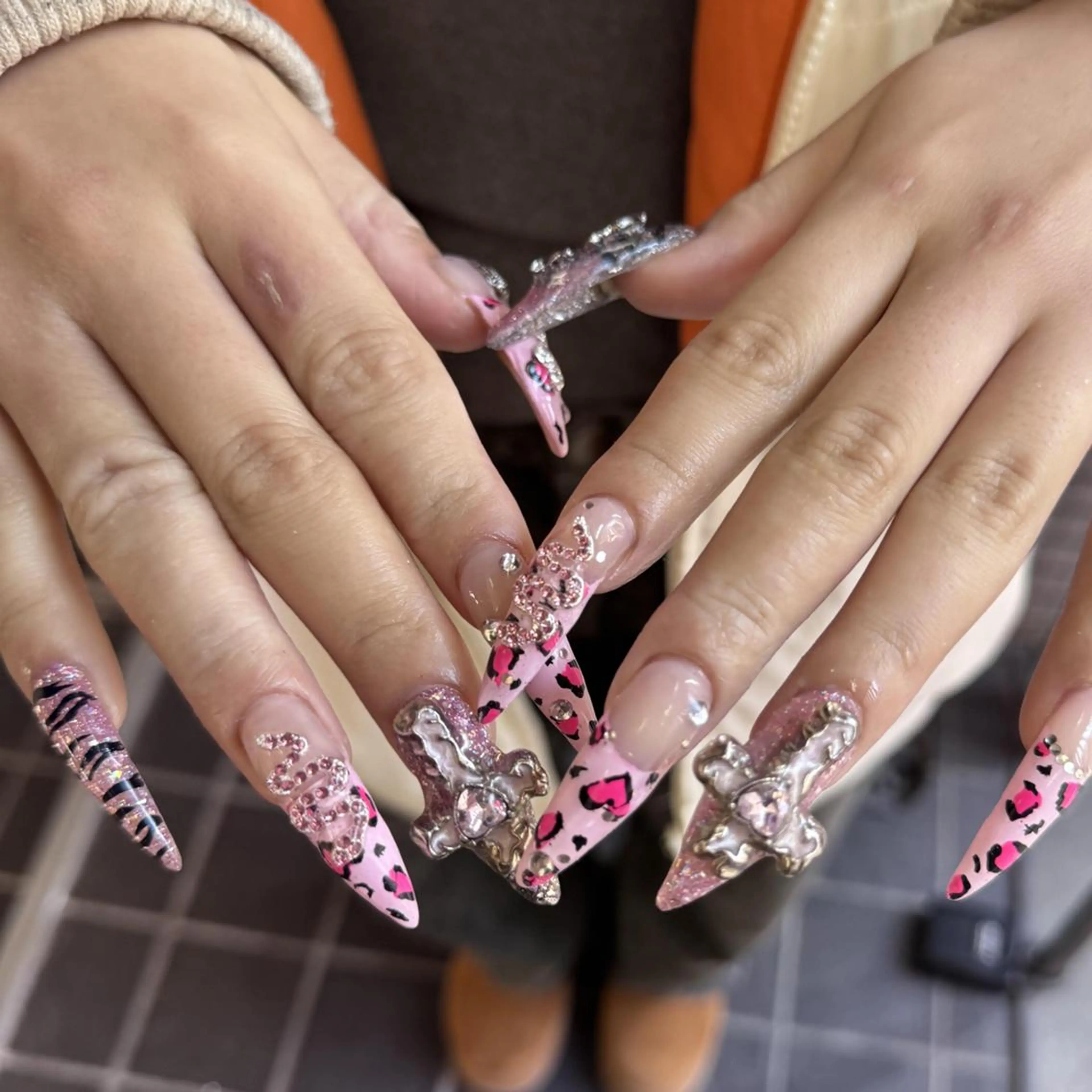 ロング 米山 慧のネイルデザイン