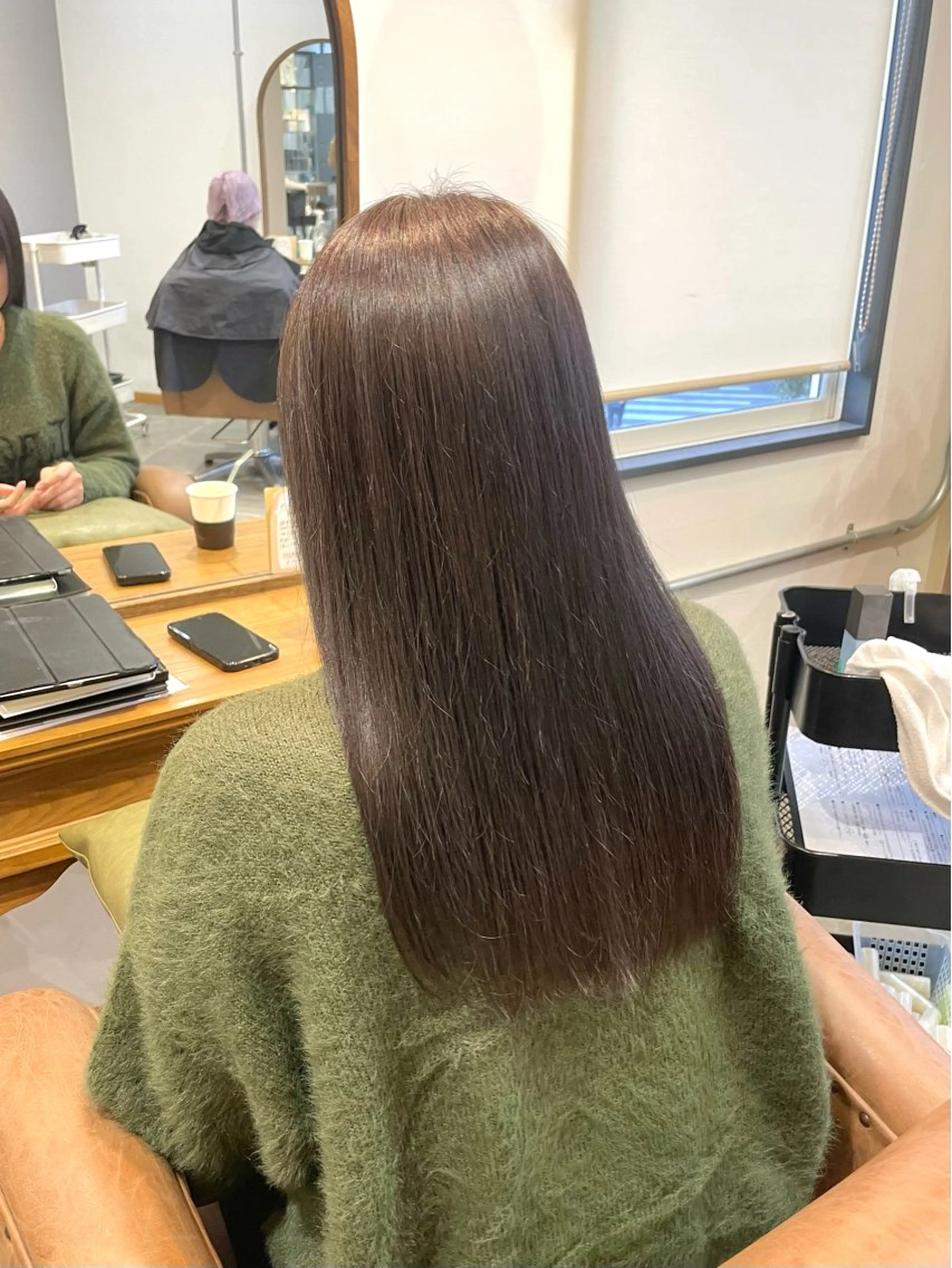 セミロング カラー カット ヘアカラー トリートメント 西村 れいのヘアスタイル