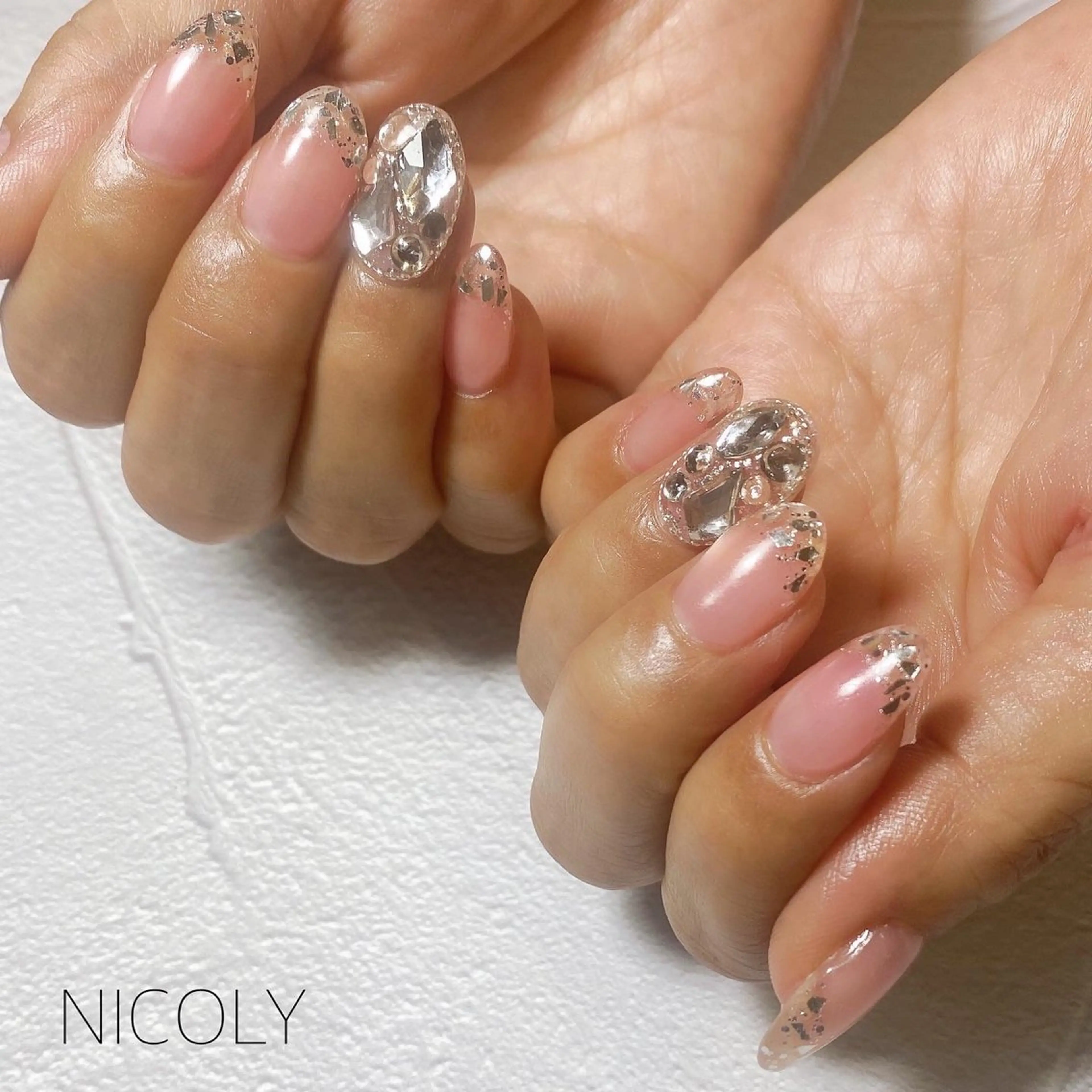 ネイル フレンチネイル ガラスフレンチ nailist kobayashiのネイルデザイン