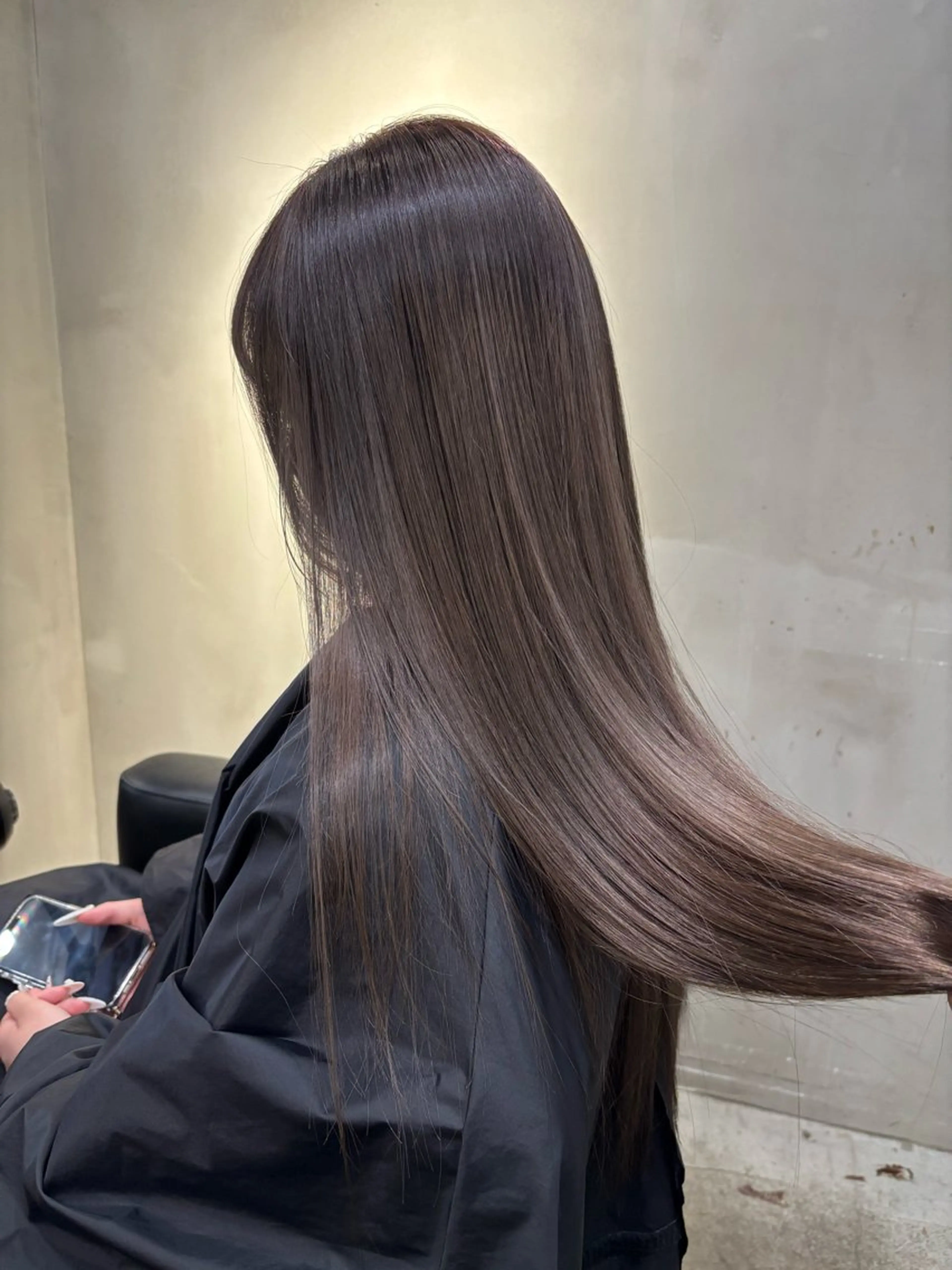 ロング カラー ベージュカラー シルバー シルバーベージュ ヘアカラー VOYAGE所属・中園康 /カラー/ブリーチのヘアスタイル