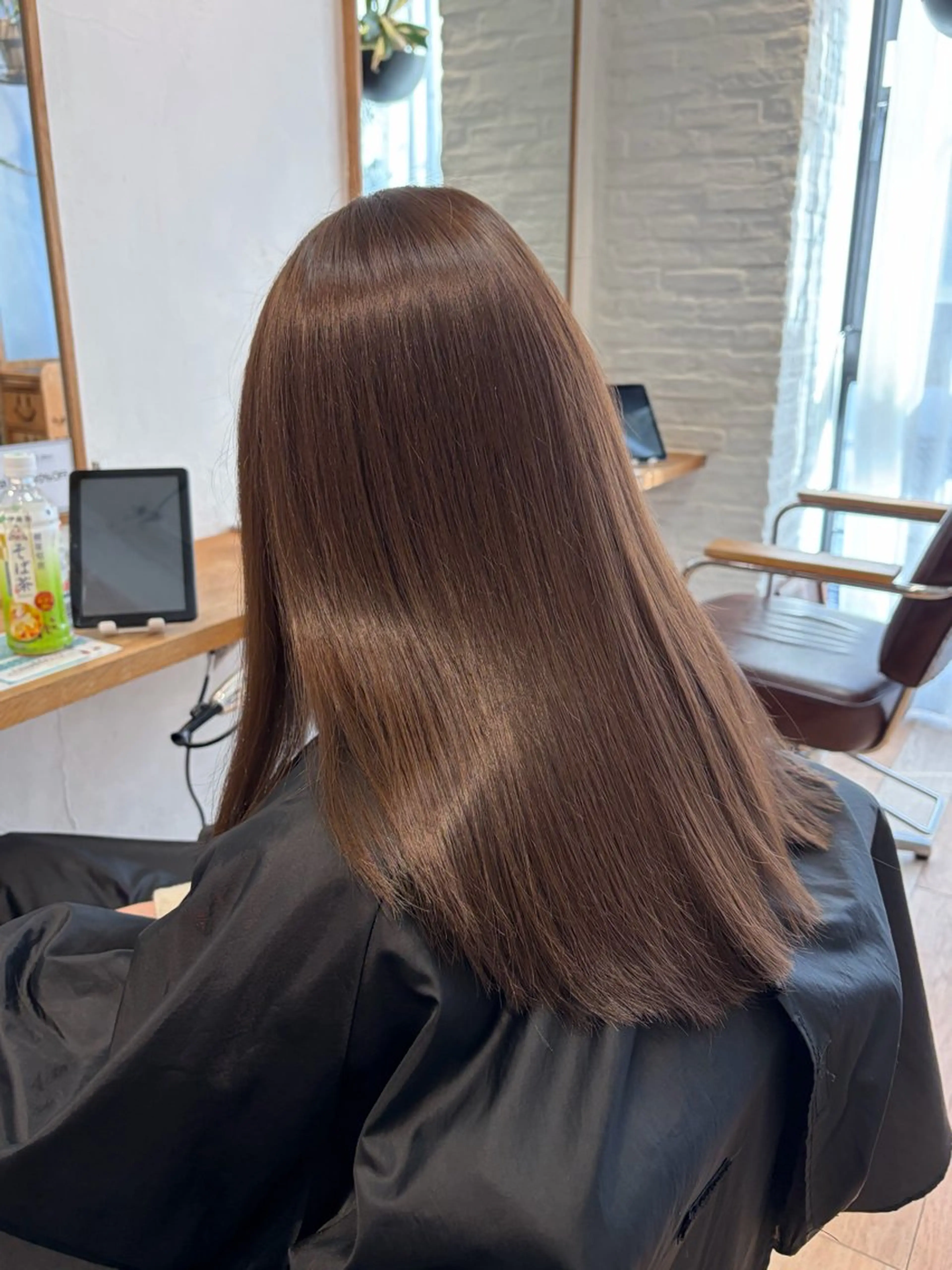 ミディアム カラー ミルクティー× グレージュMOMOのヘアスタイル