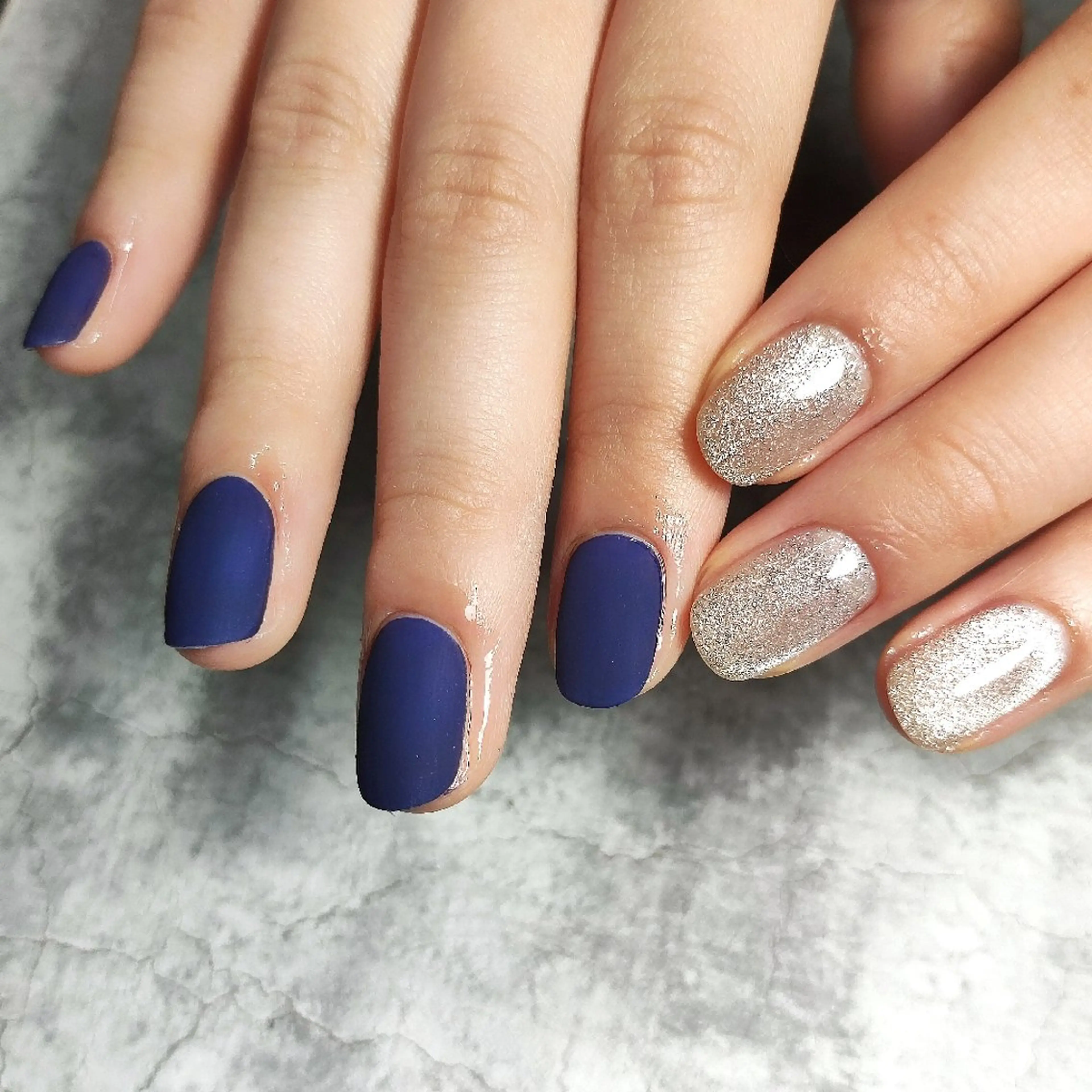 ネイル マグネットネイル ネイビー 個人サロン saltnailのネイルデザイン