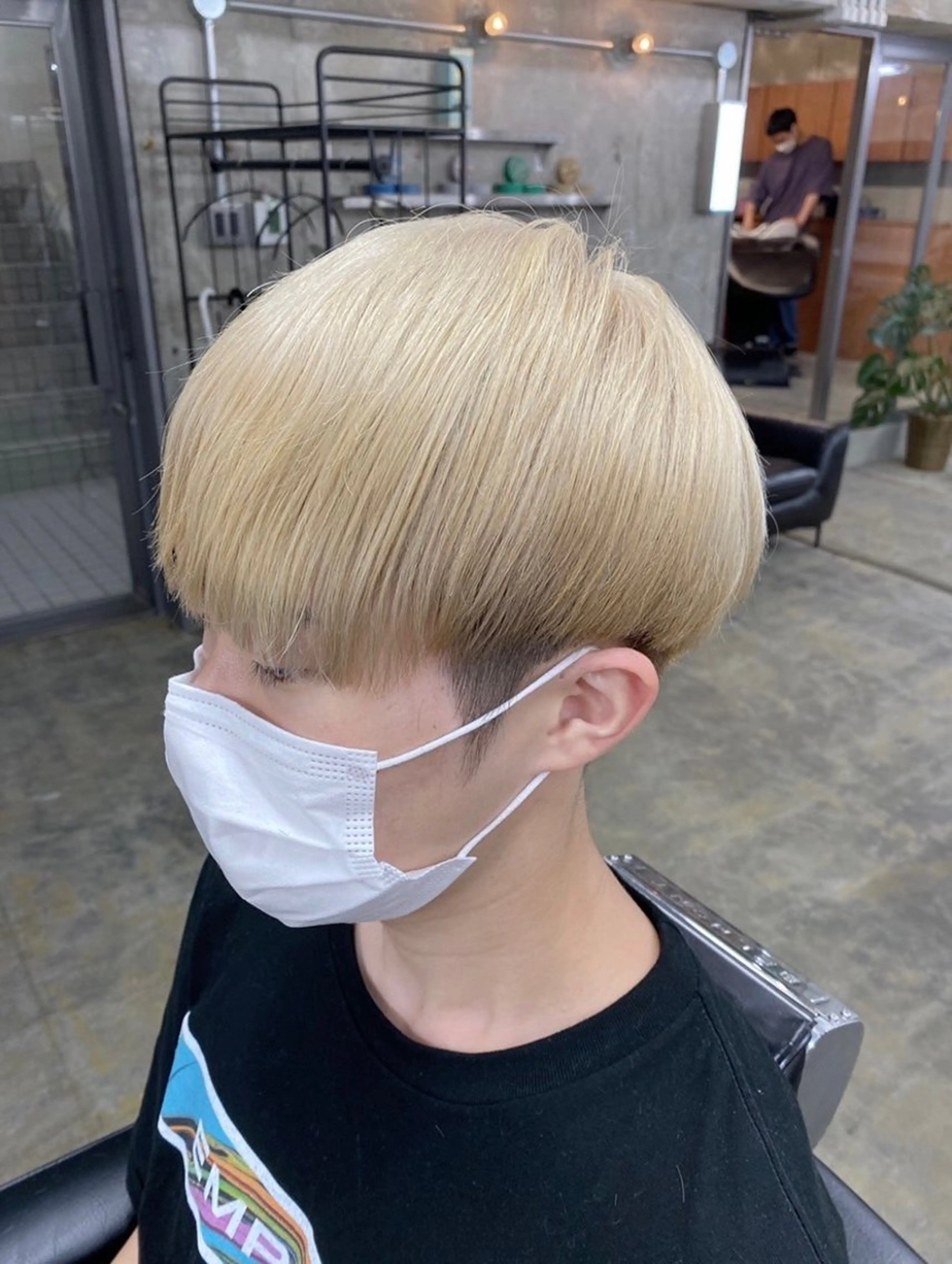 ショート カラー 亀井隆汰/メンズ専門 パーマ特化美容師のヘアスタイル