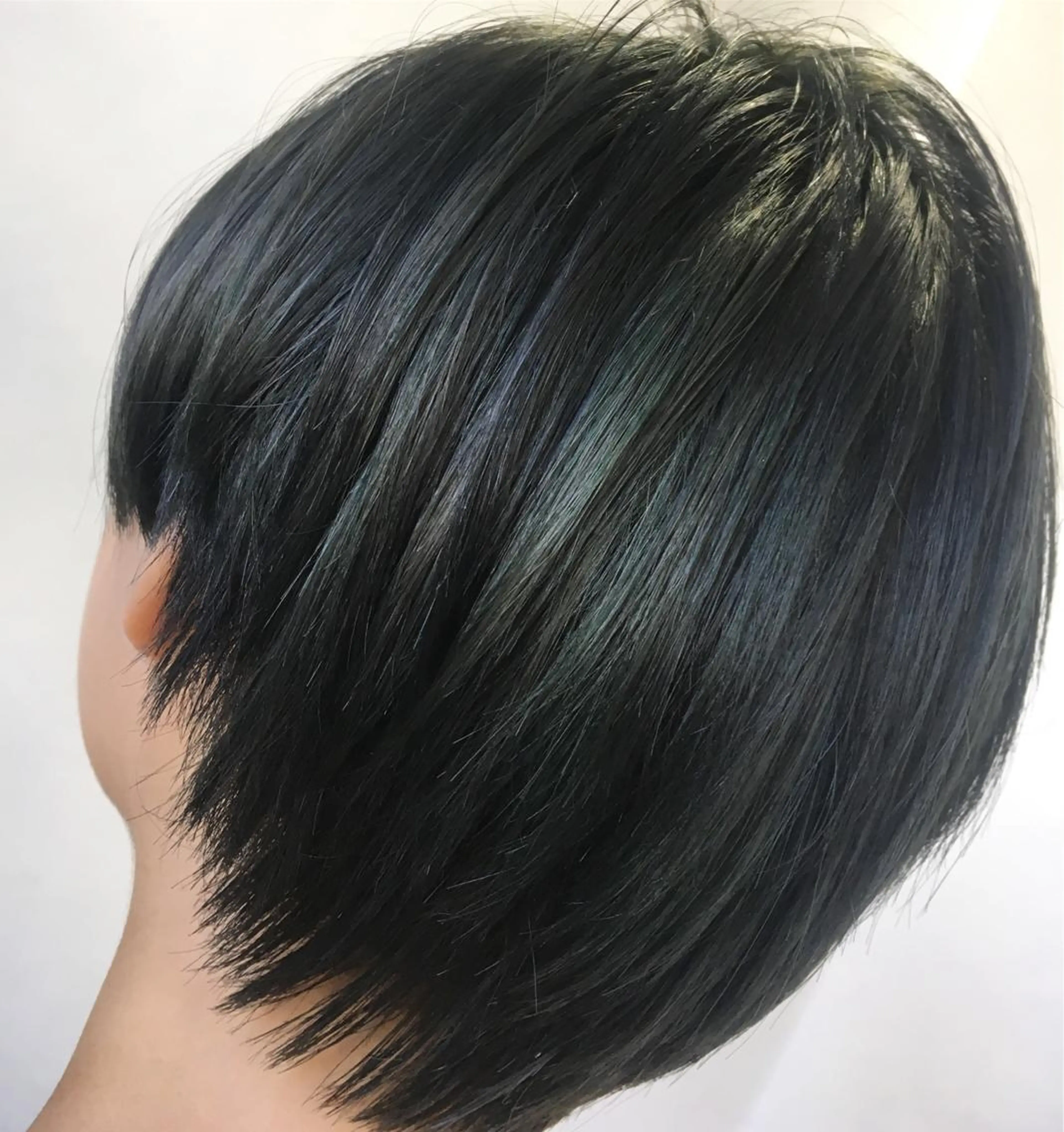 ショート カラー ヘアカラー ブリーチ毛縮毛矯正 👑山口のヘアスタイル