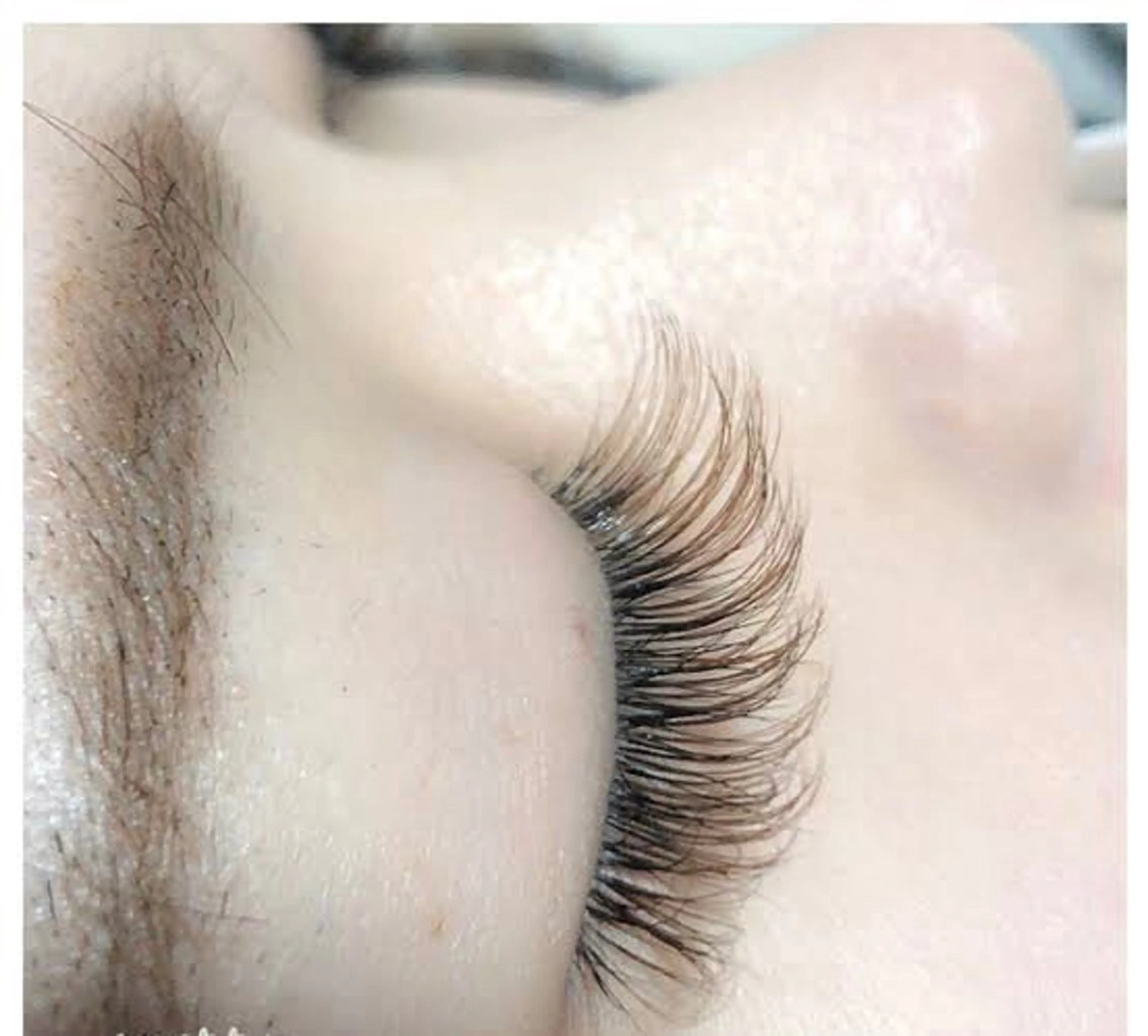 マツエク・マツパ カラーマツエク ボリュームラッシュ bell zell所属・bell zellbeautyのマツエク・マツパデザイン