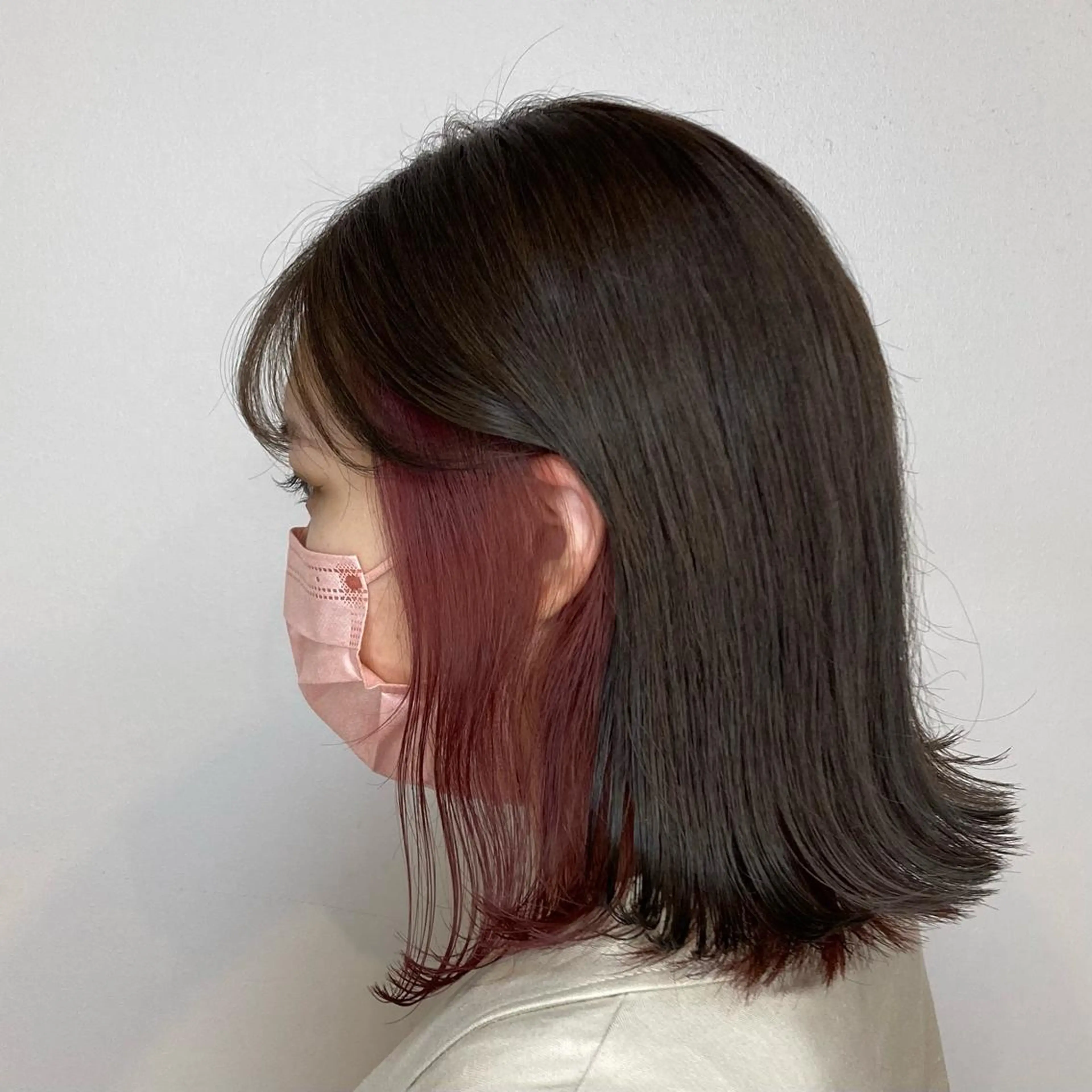 ミディアム カラー グレージュ ピンクカラー カット ヘアカラー 尾籠 美幸 （オゴモリ ミユキ）のヘアスタイル