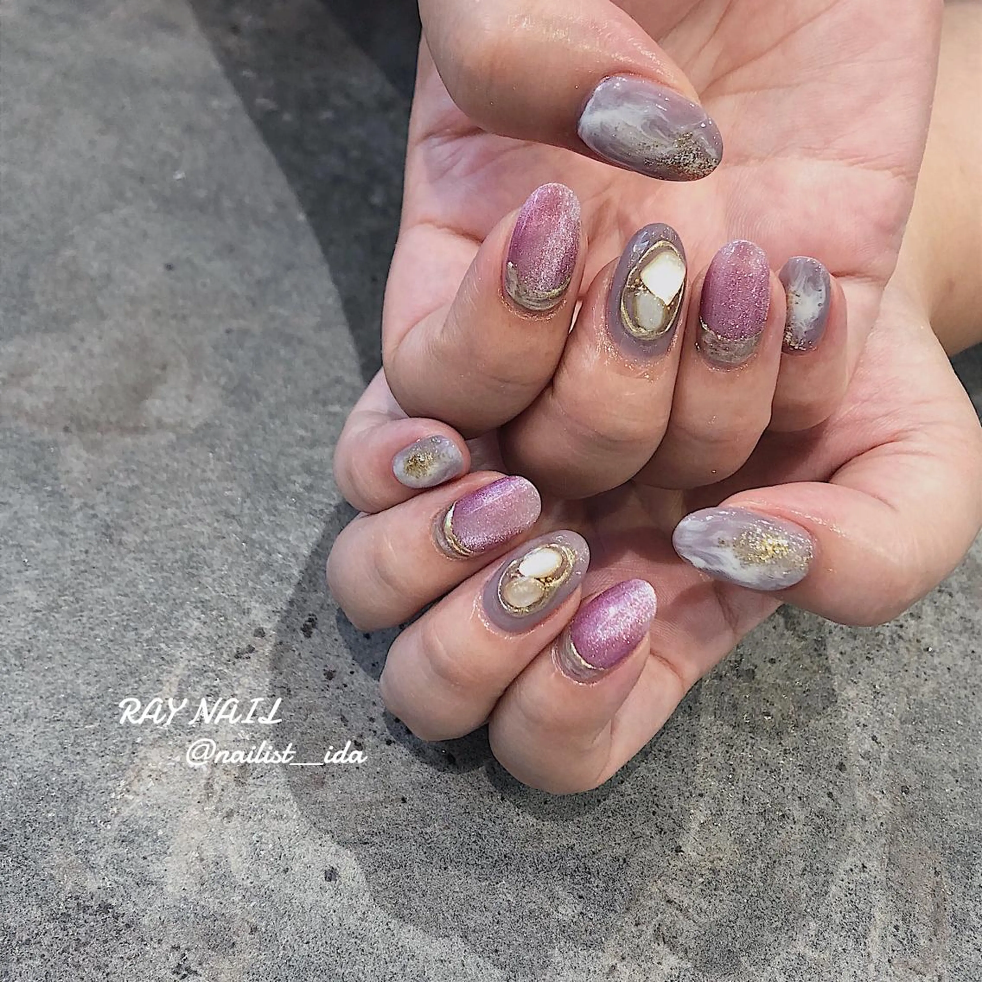 ネイル マグネットネイル Arowa 伊田のネイルデザイン