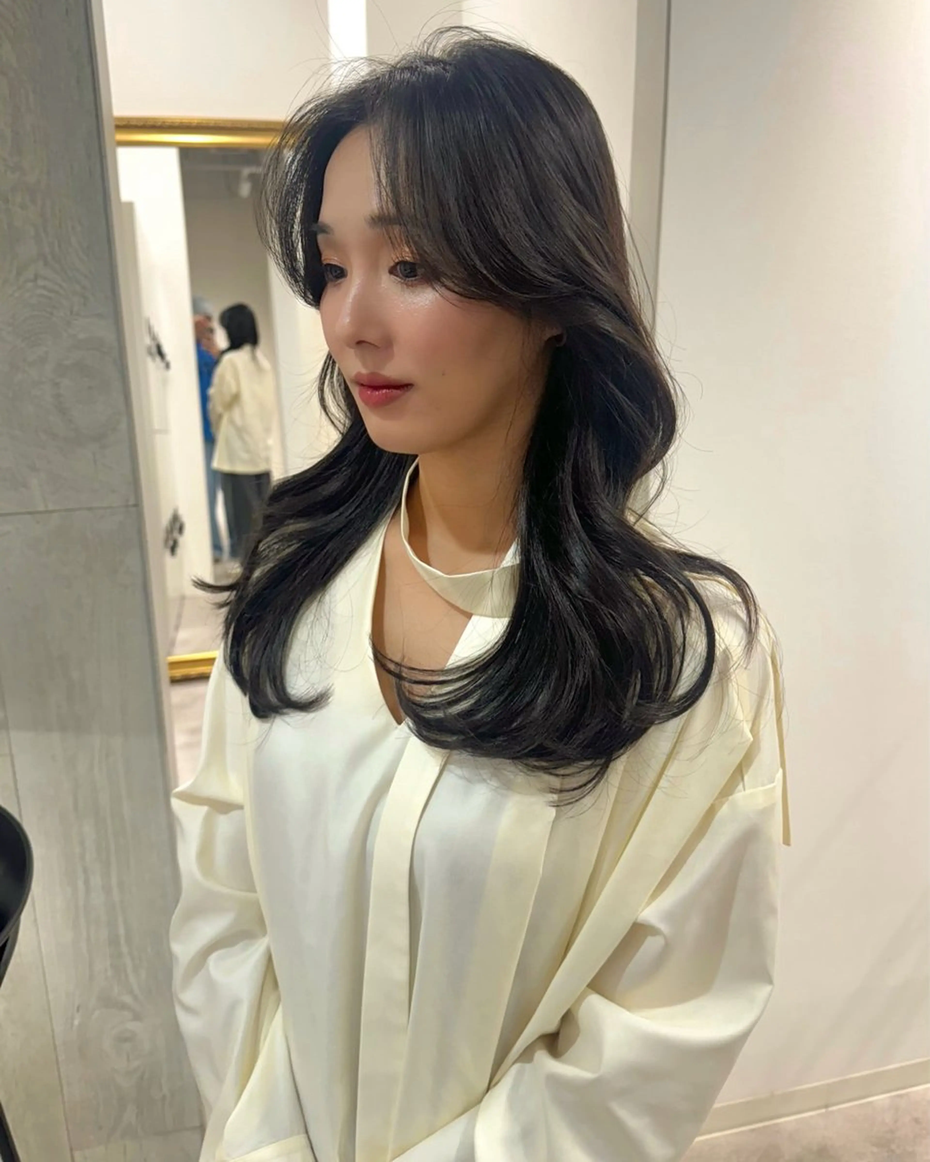 セミロング カラー ヘアアレンジ レイヤーカット カット 🫧umu.🫧韓国 /レイヤー/ハッシュのヘアスタイル