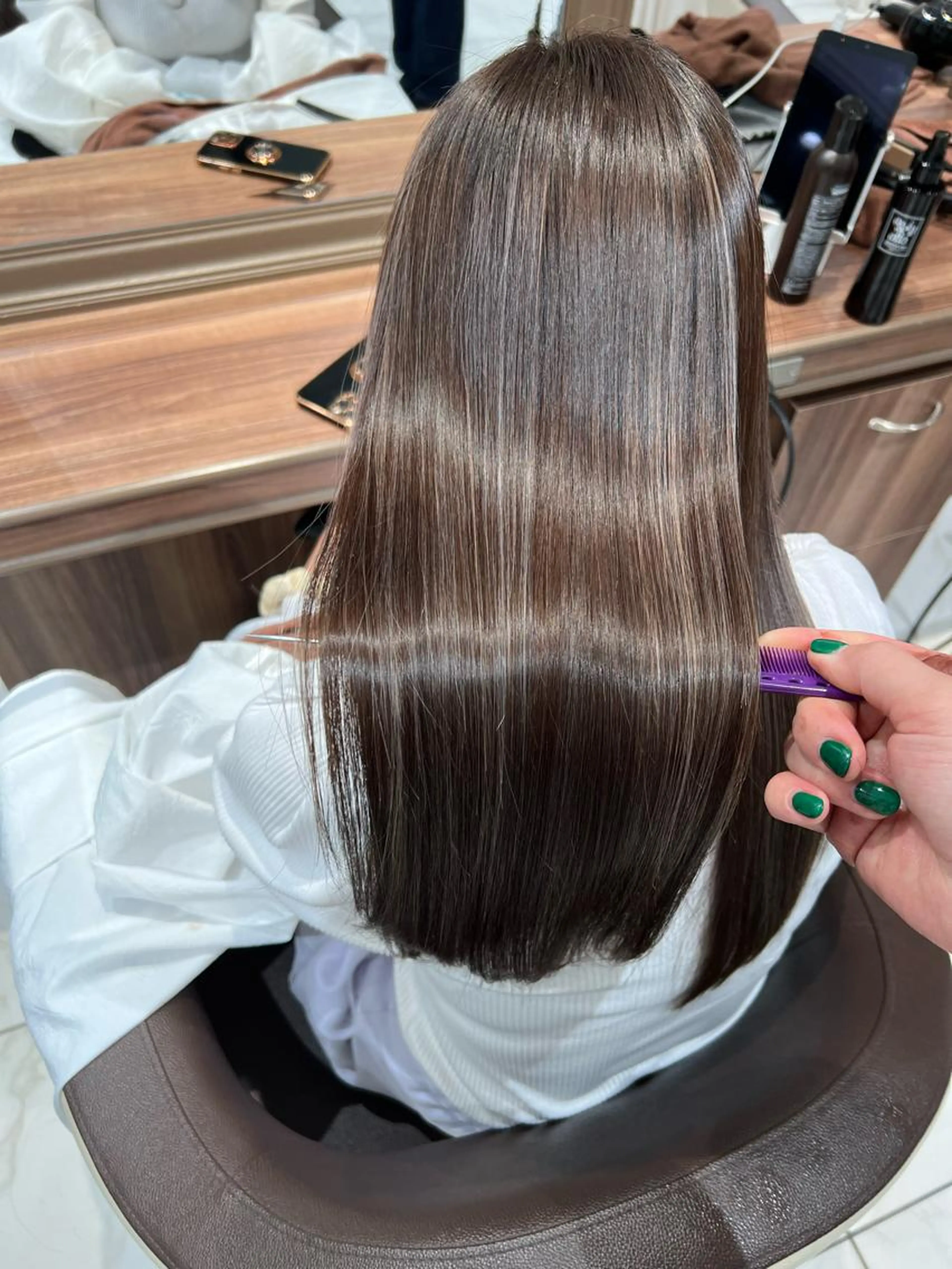 【松】《髪質改善》カラー+髪質改善トリートメント(髪の毛を固くさせないアルカリ式酸熱トリートメントになります) 120分の写真