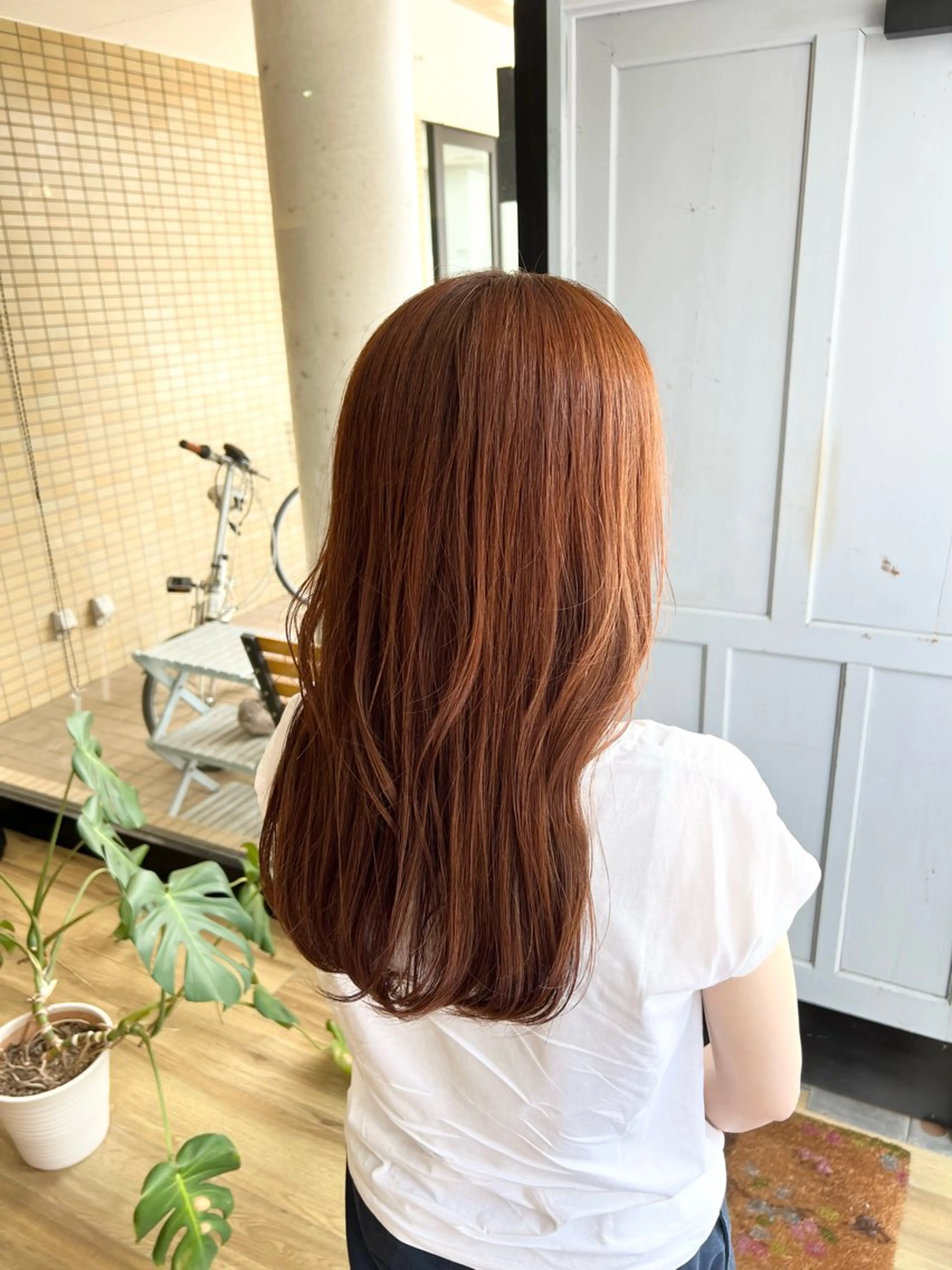 ロング カラー オレンジ ヘアカラー トリートメント 堀 望美のヘアスタイル
