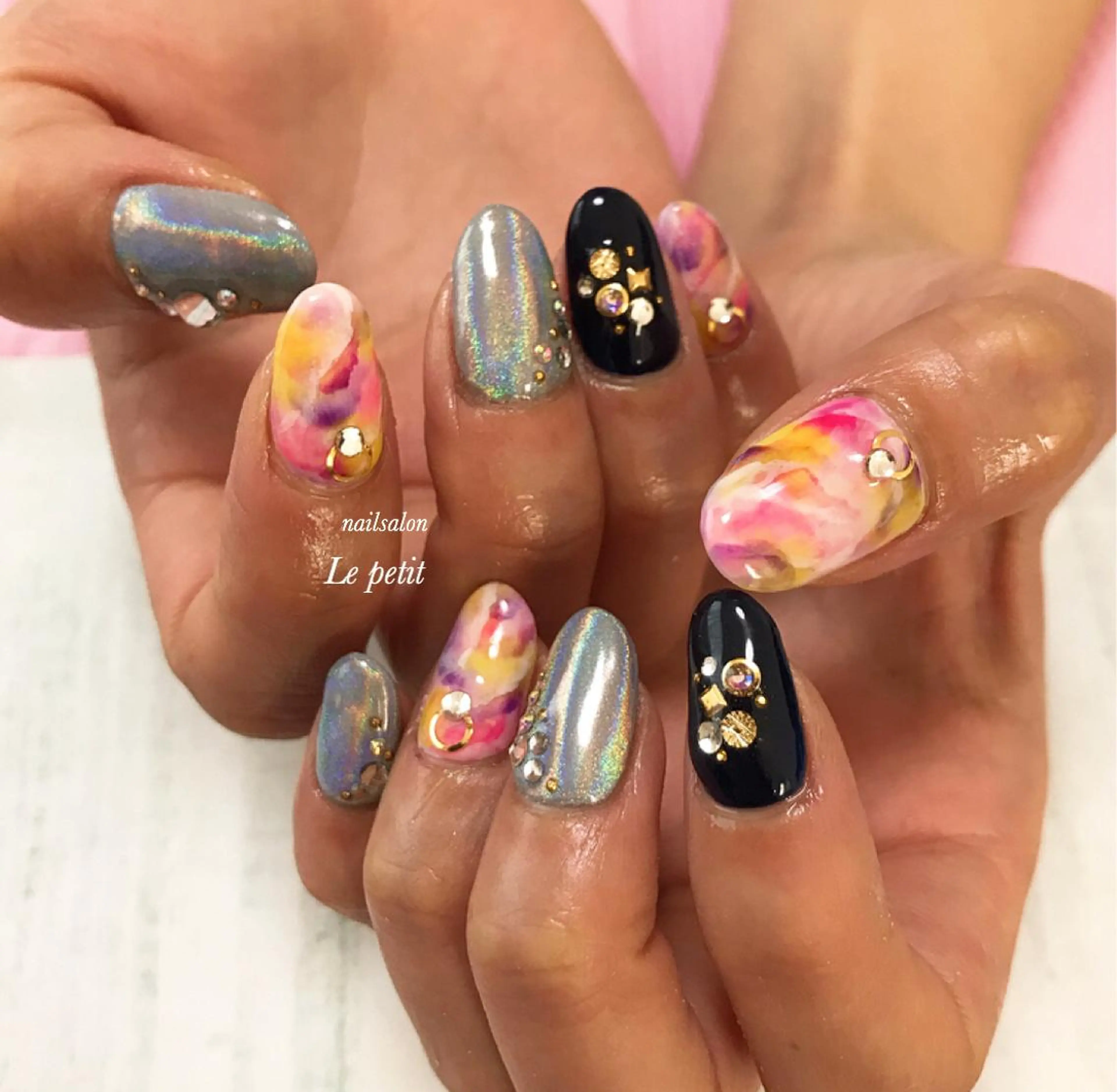 ネイル 石野 広佳のネイルデザイン