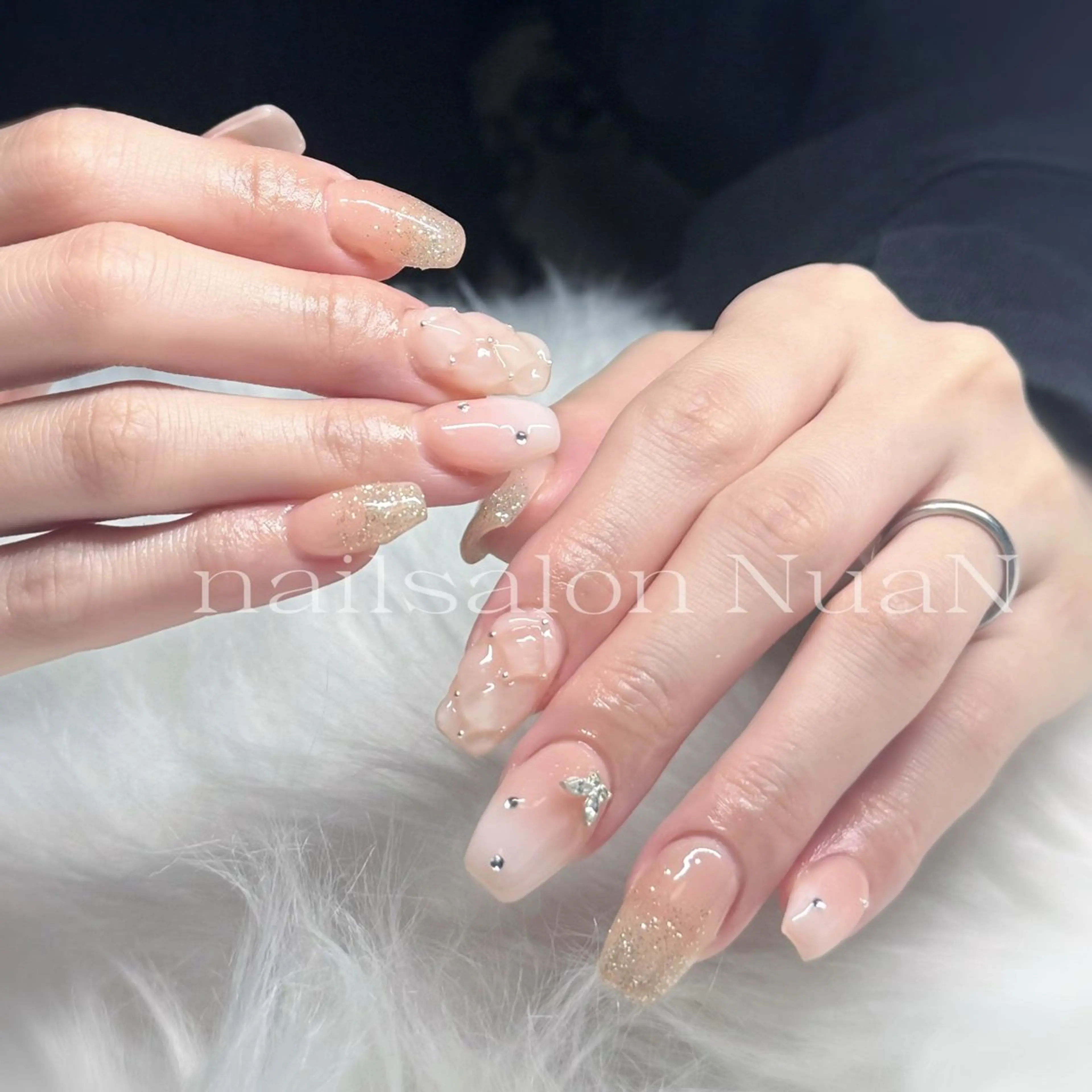 ネイル NuaN ミニモ停止中のネイルデザイン