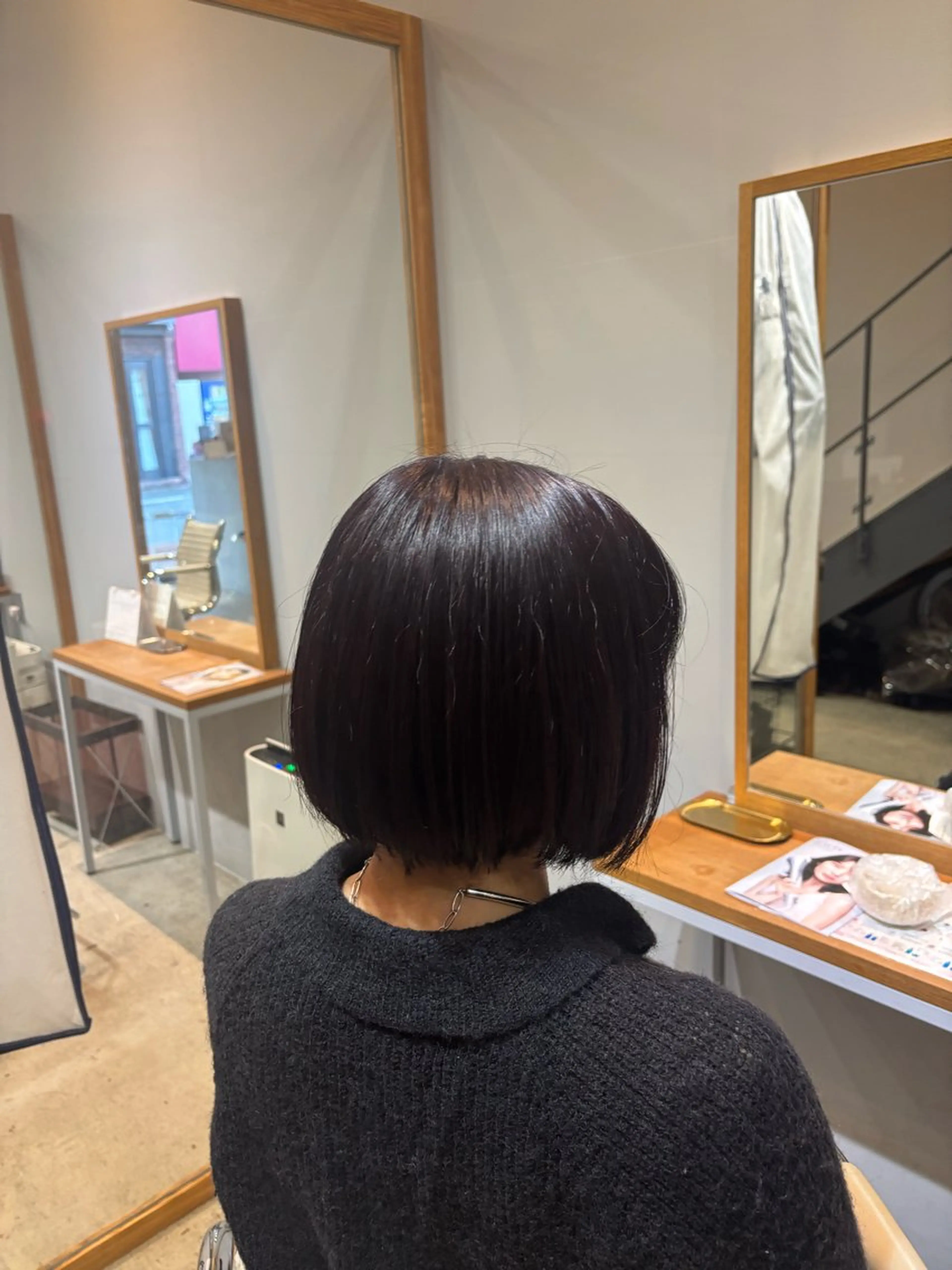 カラー 井手上 華のヘアスタイル