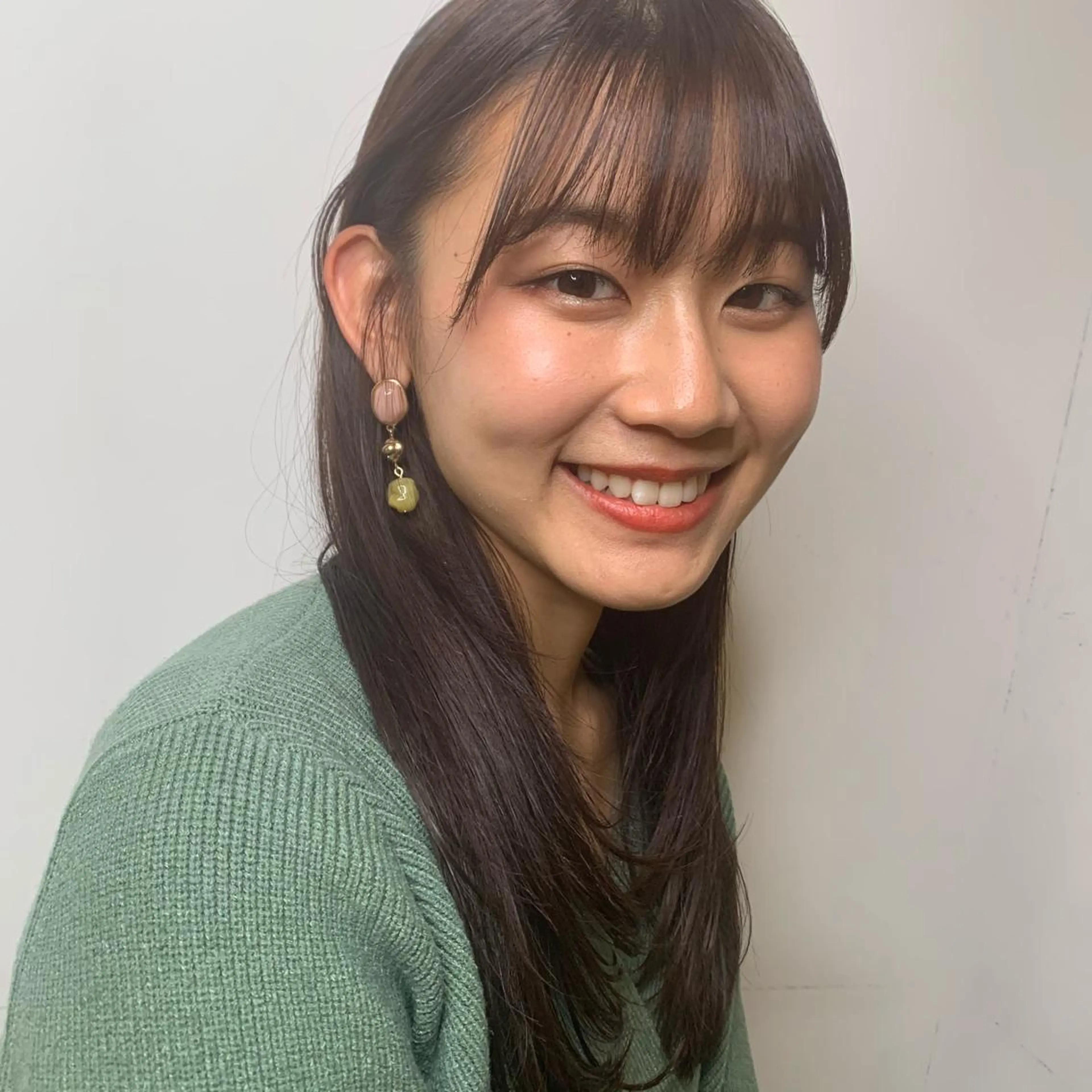 ロング カラー トリートメント カット 縮毛矯正 トリートメント ALLY所属・【ロングウルフカット 姫カット】伊藤裕哉のヘアスタイル