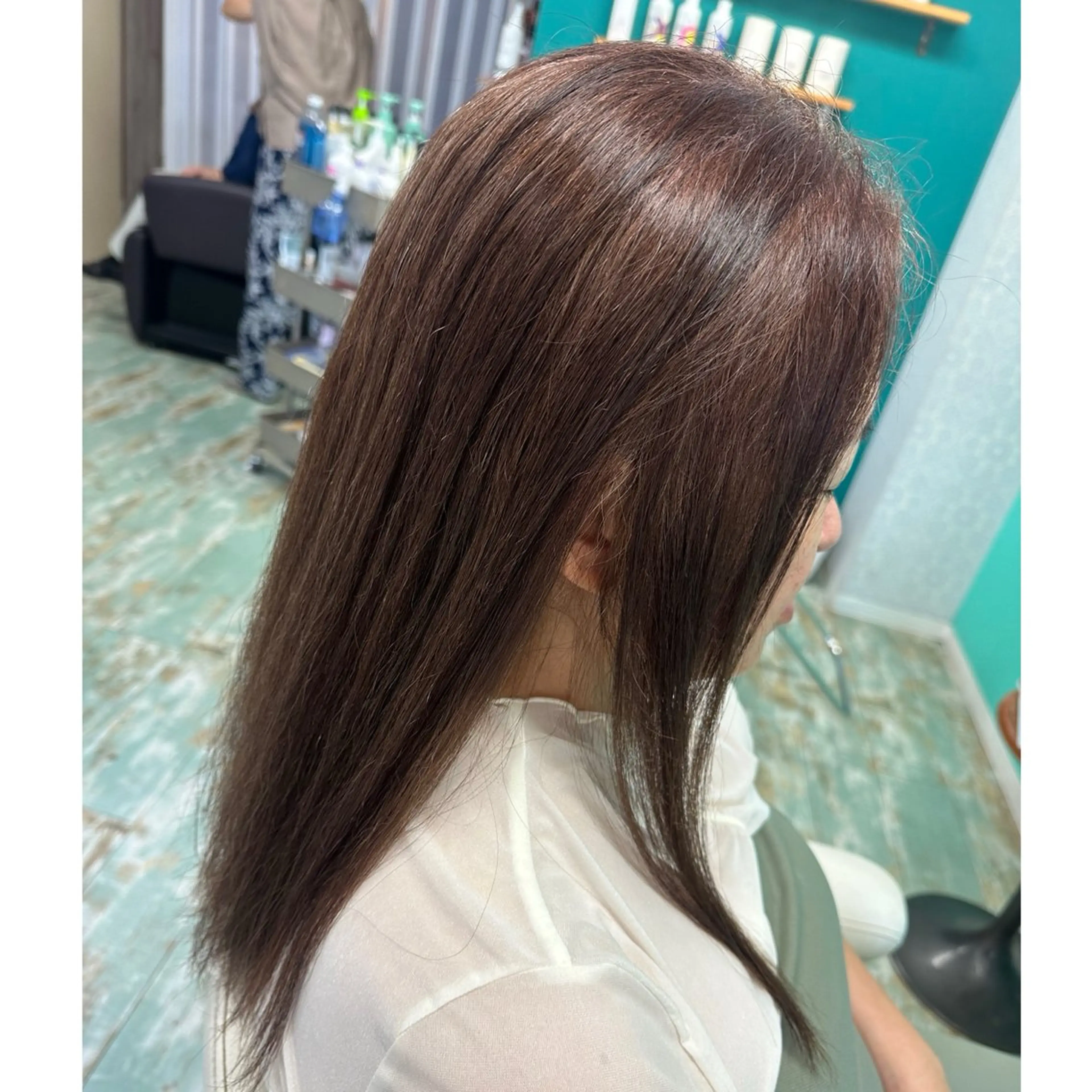 セミロング トリートメント Fun hair make所属・三原 友美のヘアスタイル