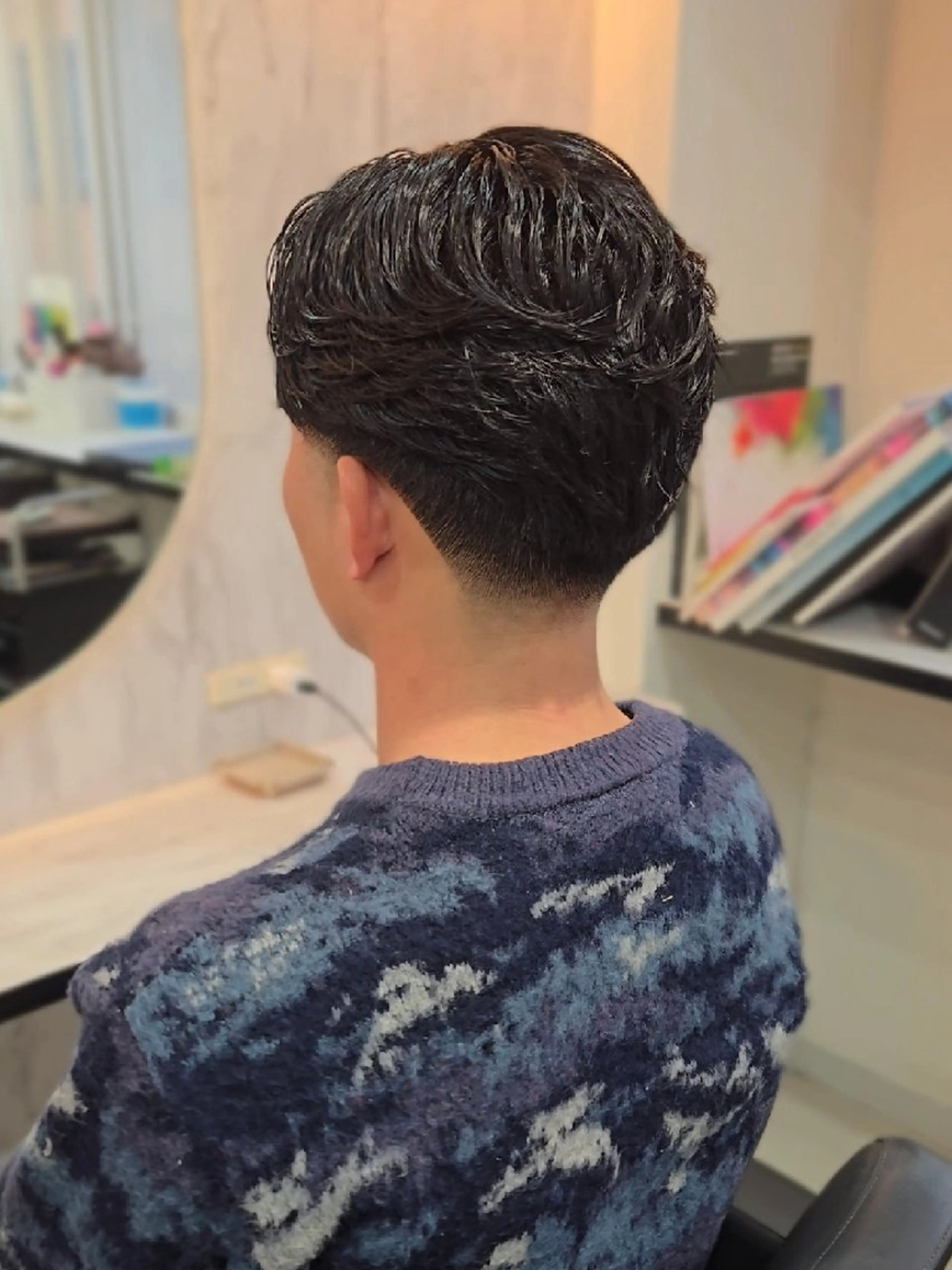 メンズ ミディアム パーマ ミディアムパーマ フェードカット フェザーパーマ メンズパーマ カット パーマ ヘアセット LEN名古屋/パーマ 海外ヘア/メンズ特化のヘアスタイル