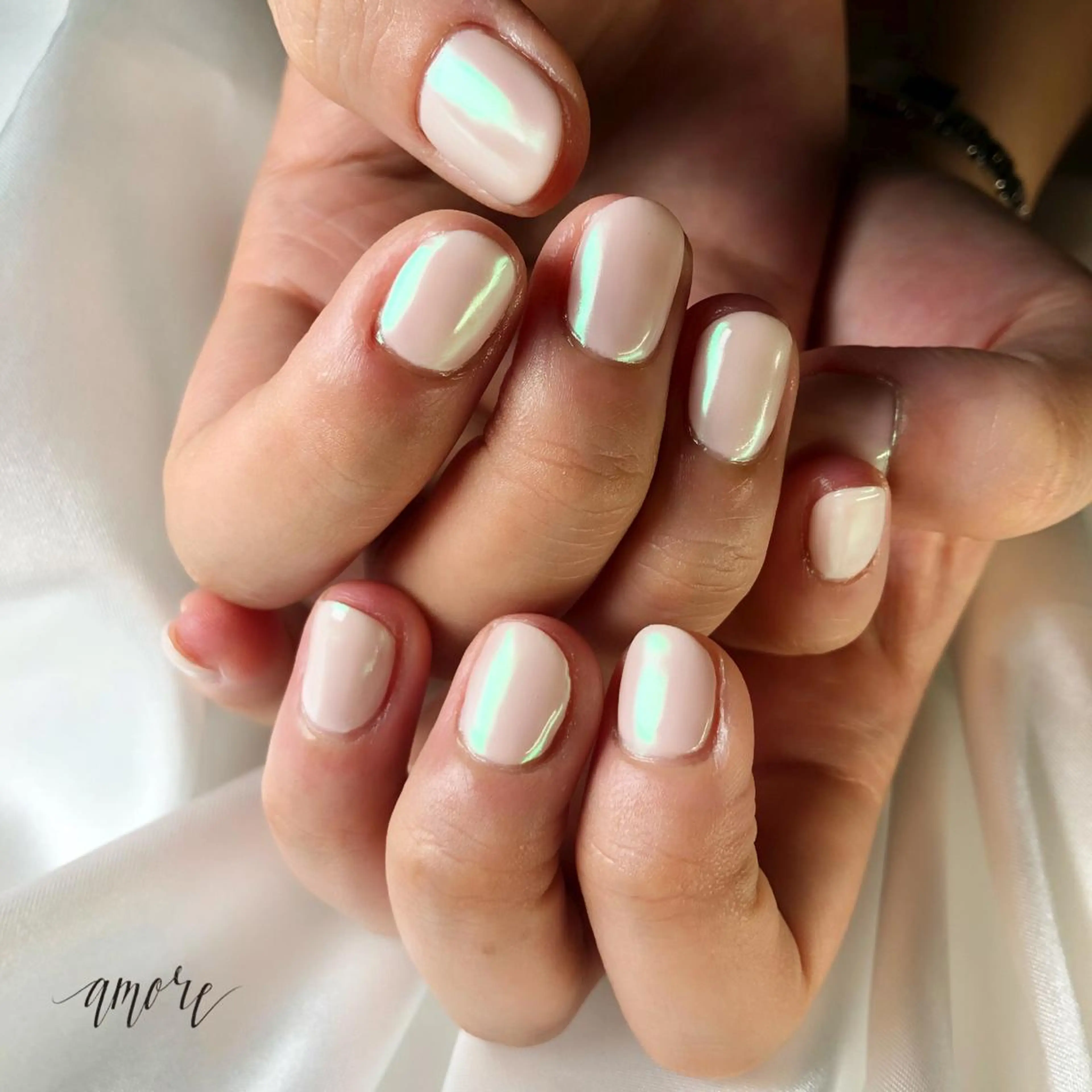 ネイル ジェルネイル 氷ネイル・うるうるネイル マグネットネイル ミラーネイル ニュアンスネイル You kyehwaのネイルデザイン