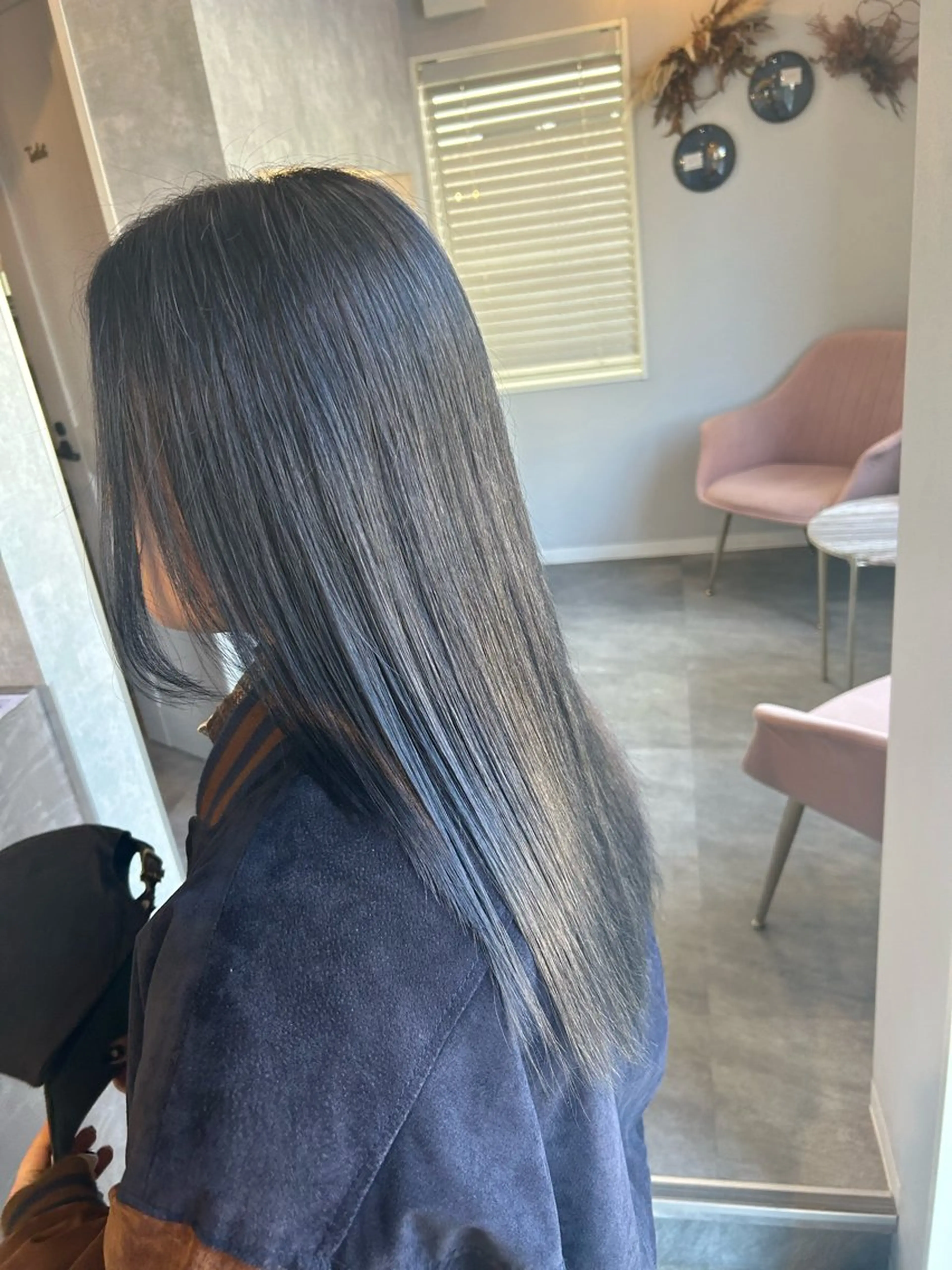 ロング ayumi ／透明感カラーのヘアスタイル