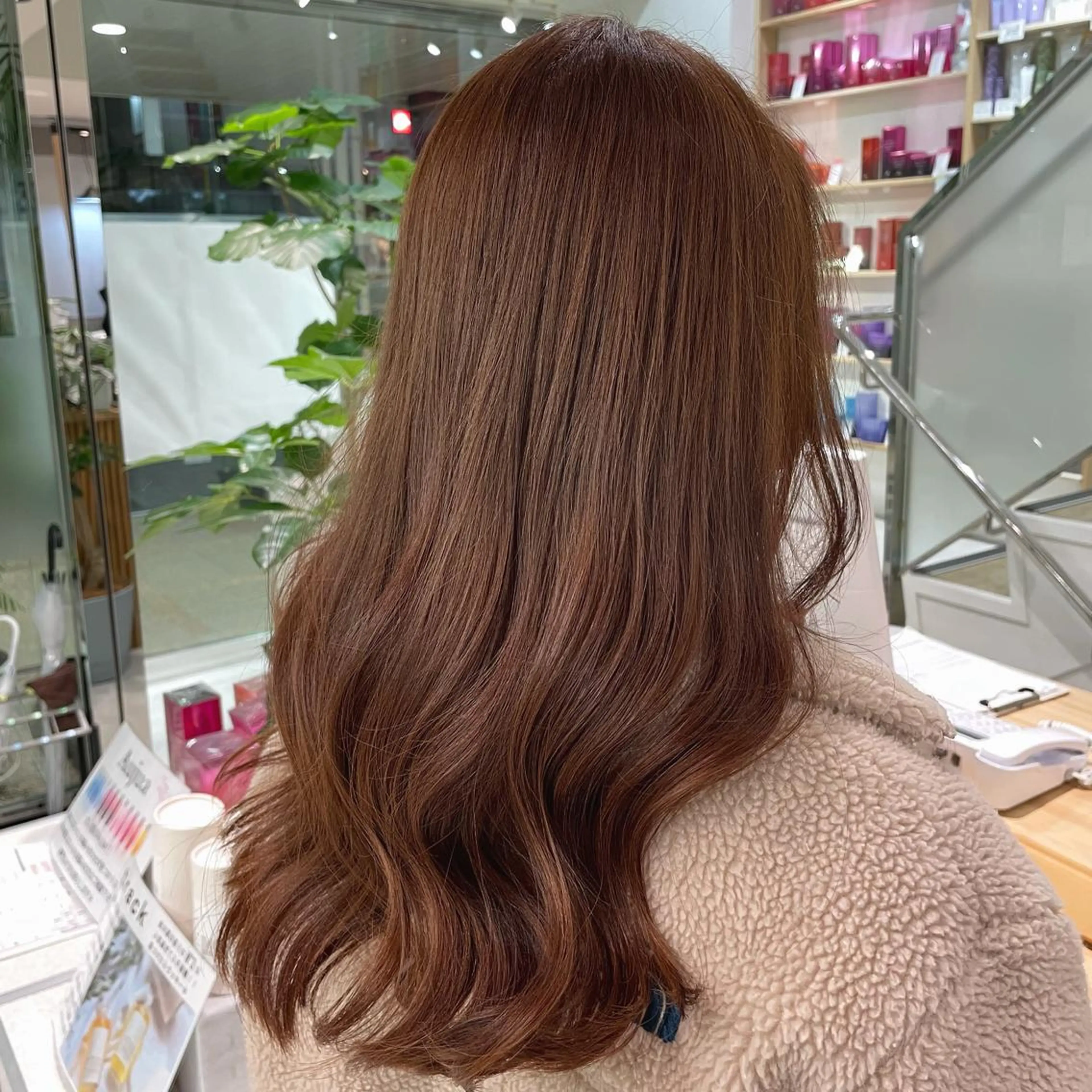 セミロング カラー ヨシンモリ ヘアカラー これた🧸ヘアメ職人 ♡髪質改善♡カラーのヘアスタイル