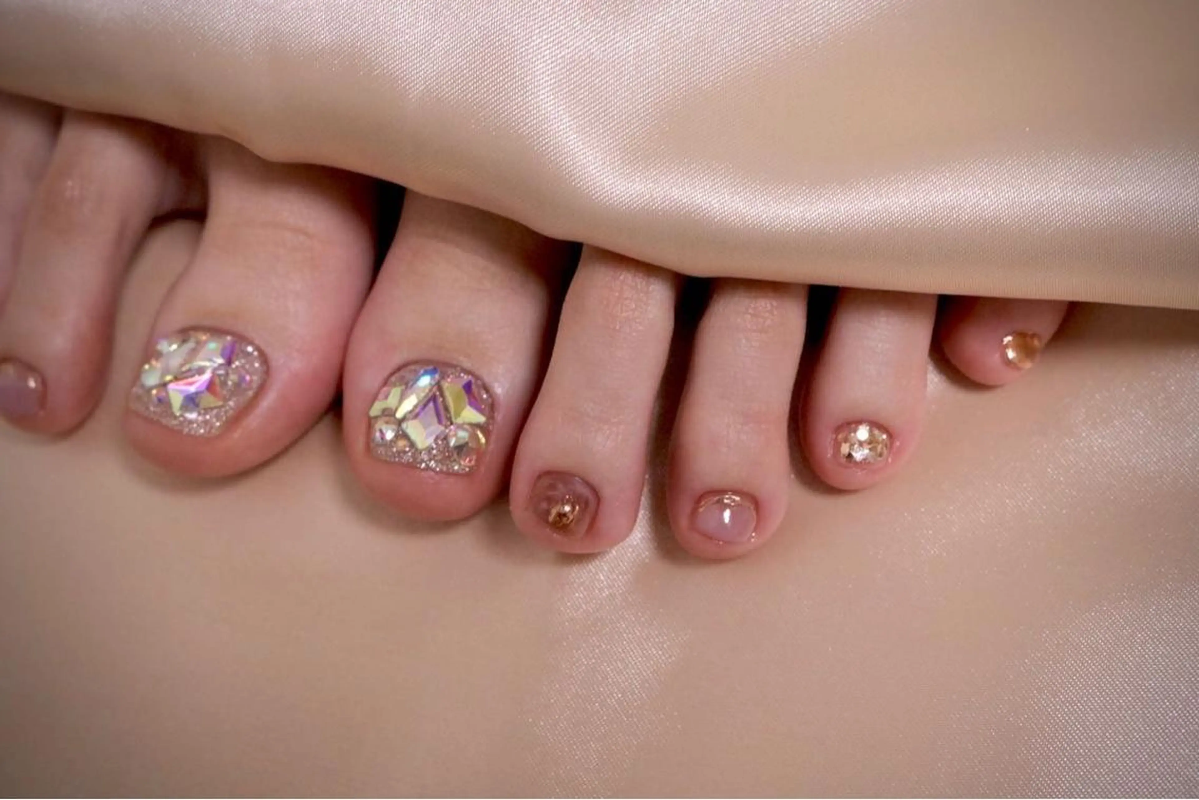 ネイル フットネイル MH Nailのネイルデザイン