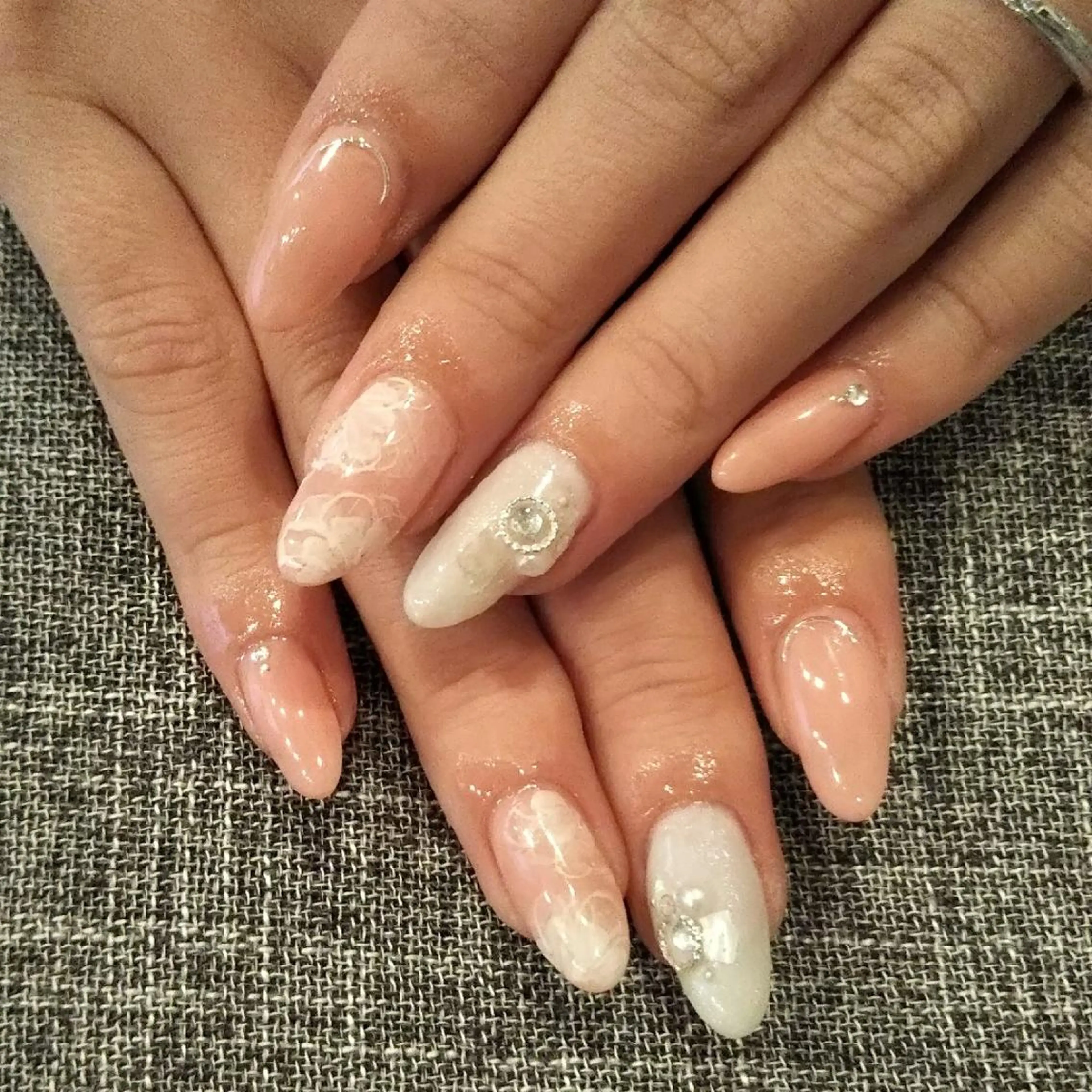 ネイル フラワーネイル シンプルネイル private salon mieのネイルデザイン