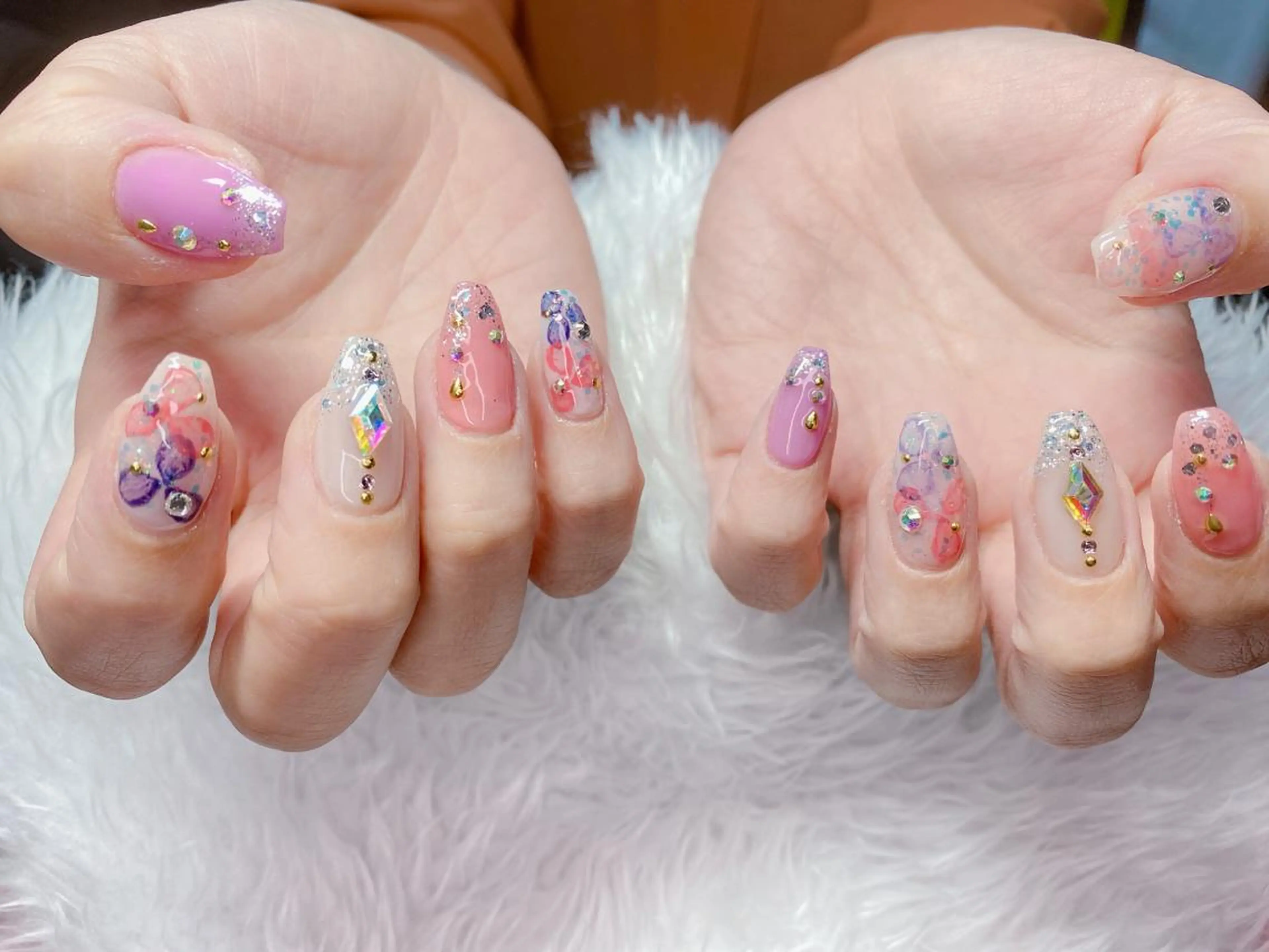 ネイル ハンドネイル ハンドケア ネイル･脱毛サロン HARRYSのエステ・リラクイメージ