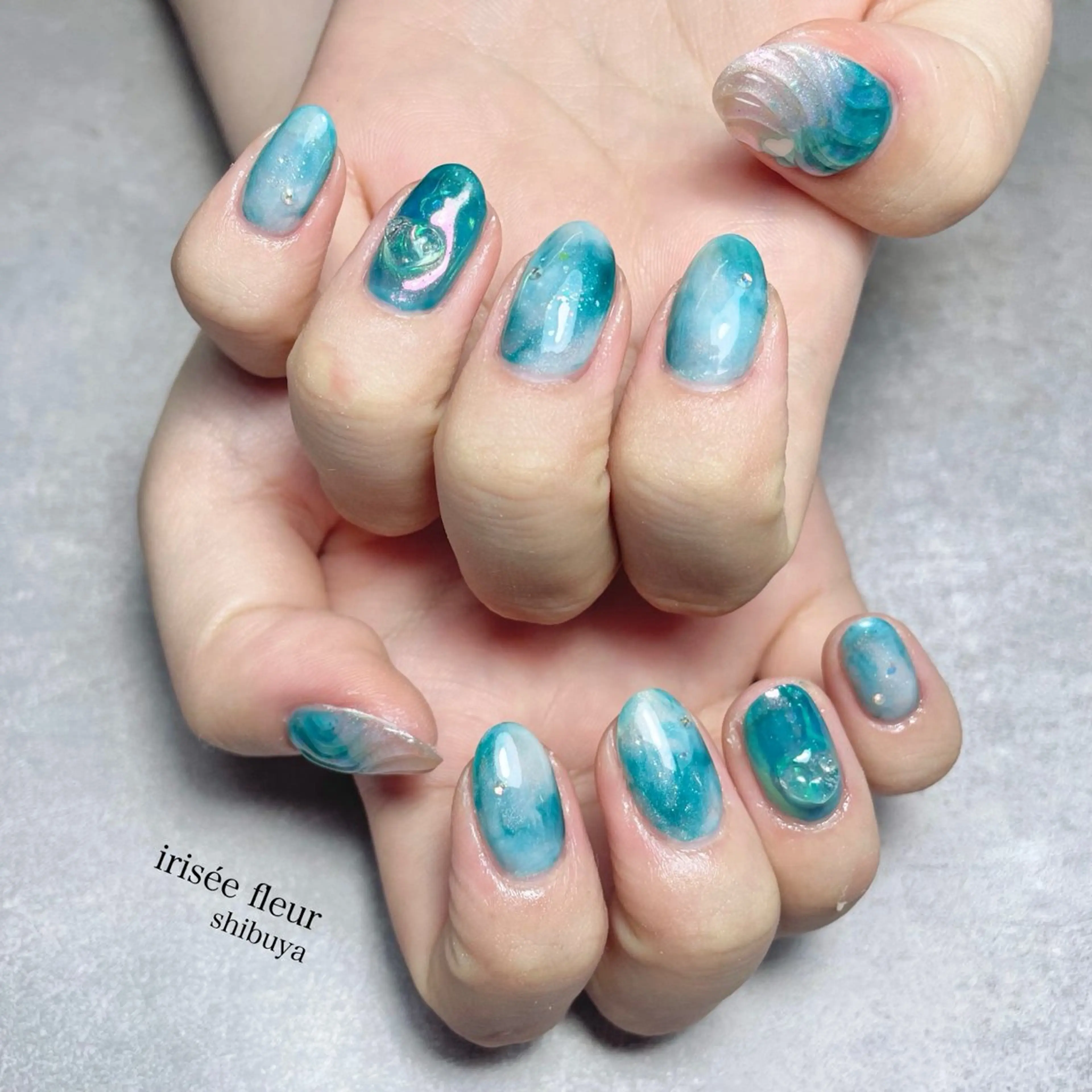 ネイル 💐irisée fleur中居のネイルデザイン