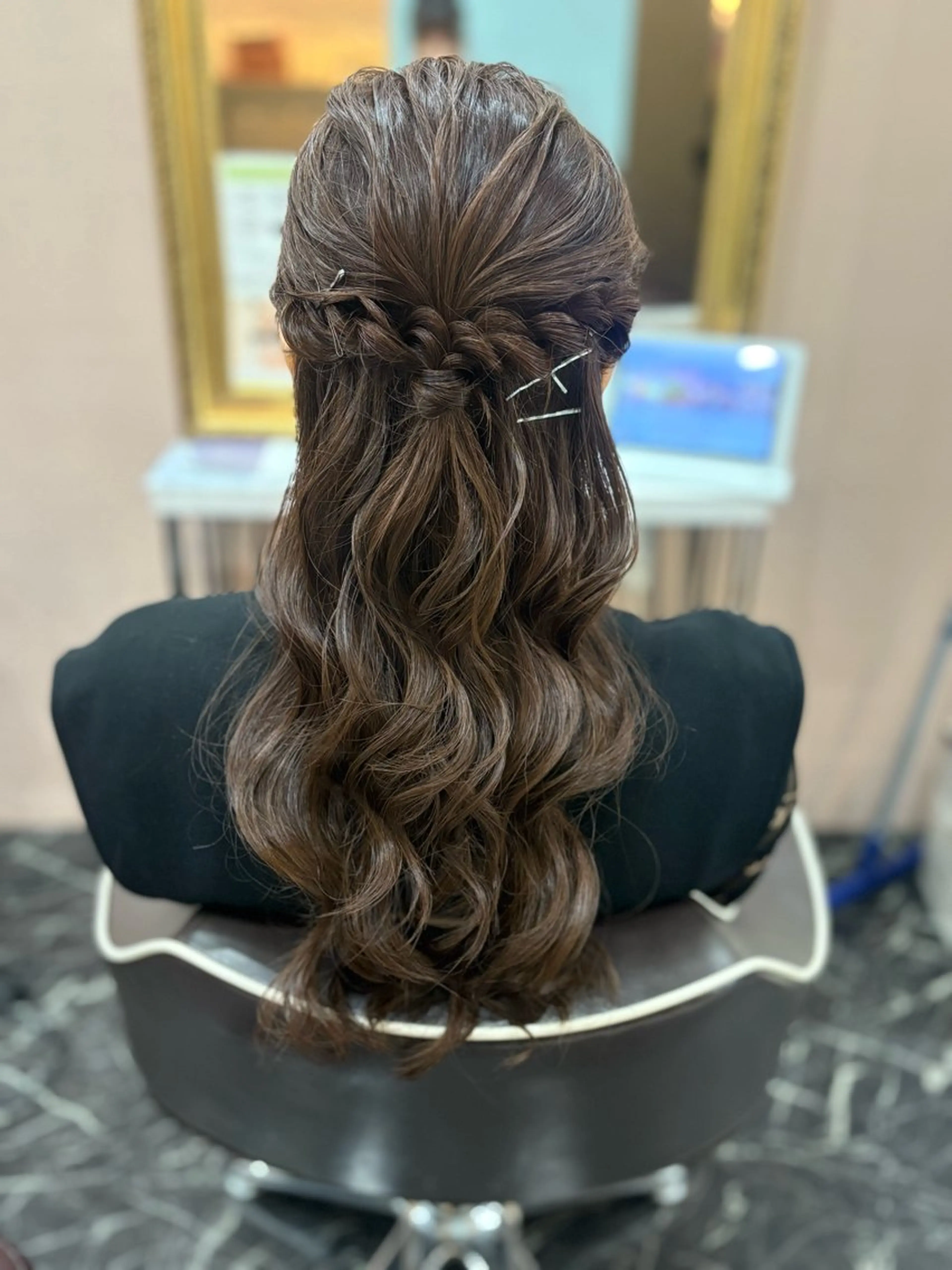 ロング ヘアセット 暗髪艶カラー/ 髪質改善TR/maiのヘアスタイル