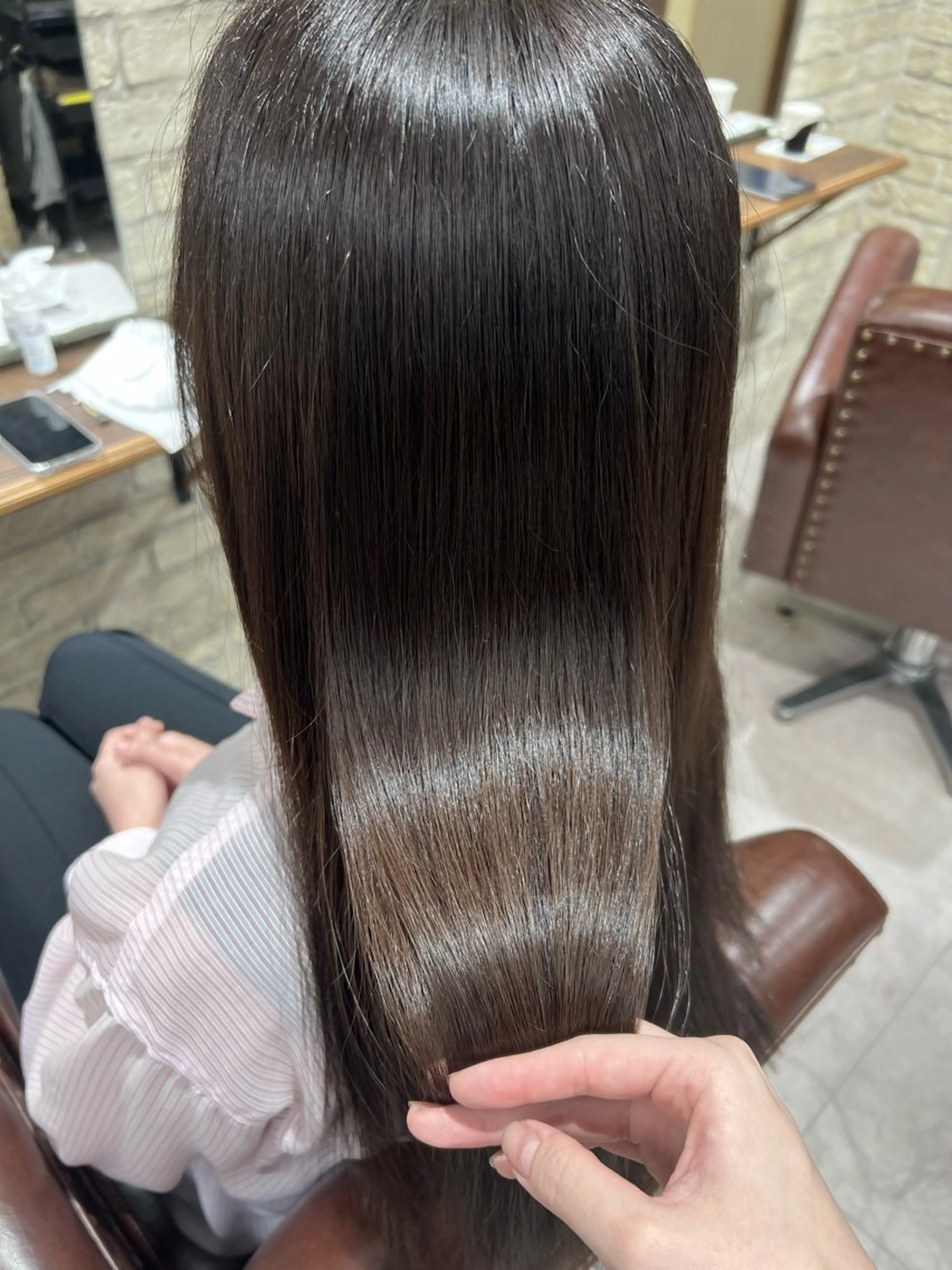 ロング 美髪矯正/艶髪 CLUTCH田中海琴のヘアスタイル