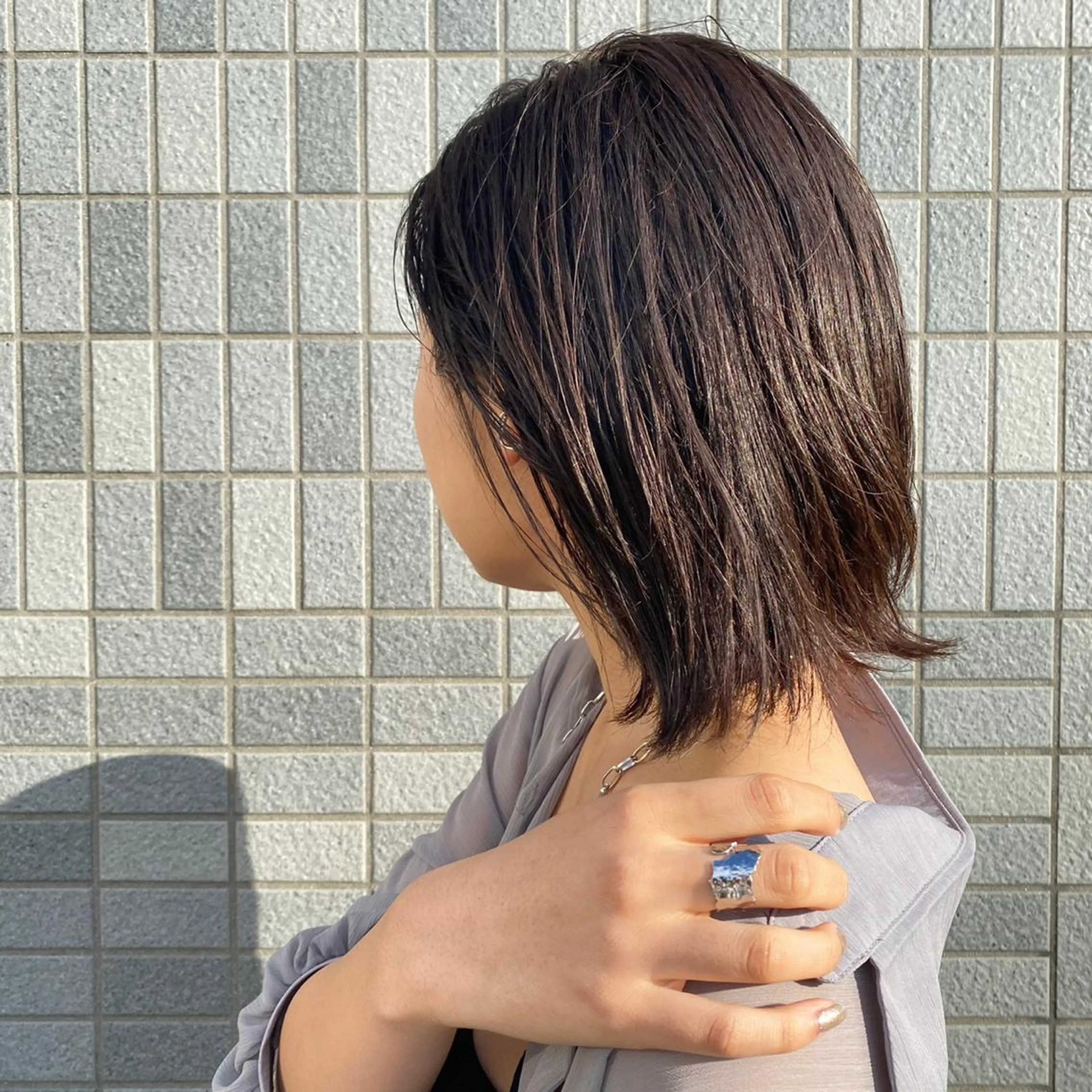 ミディアム カラー グレージュ 金山/レイヤー カット/Hikariのヘアスタイル