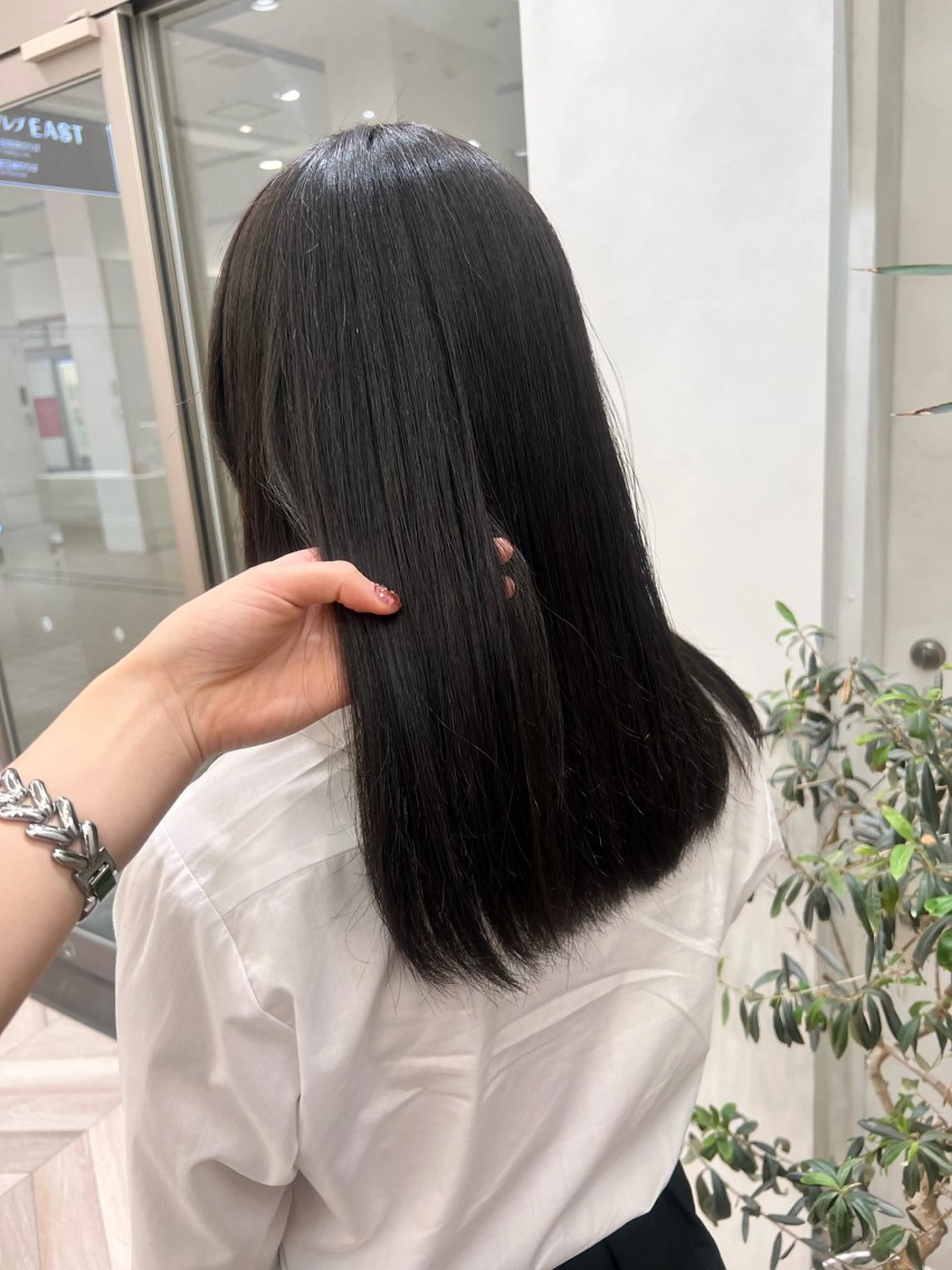 セミロング ヘアカラー トリートメント 髪質改善/レイヤー 暖色/shiinaのヘアスタイル