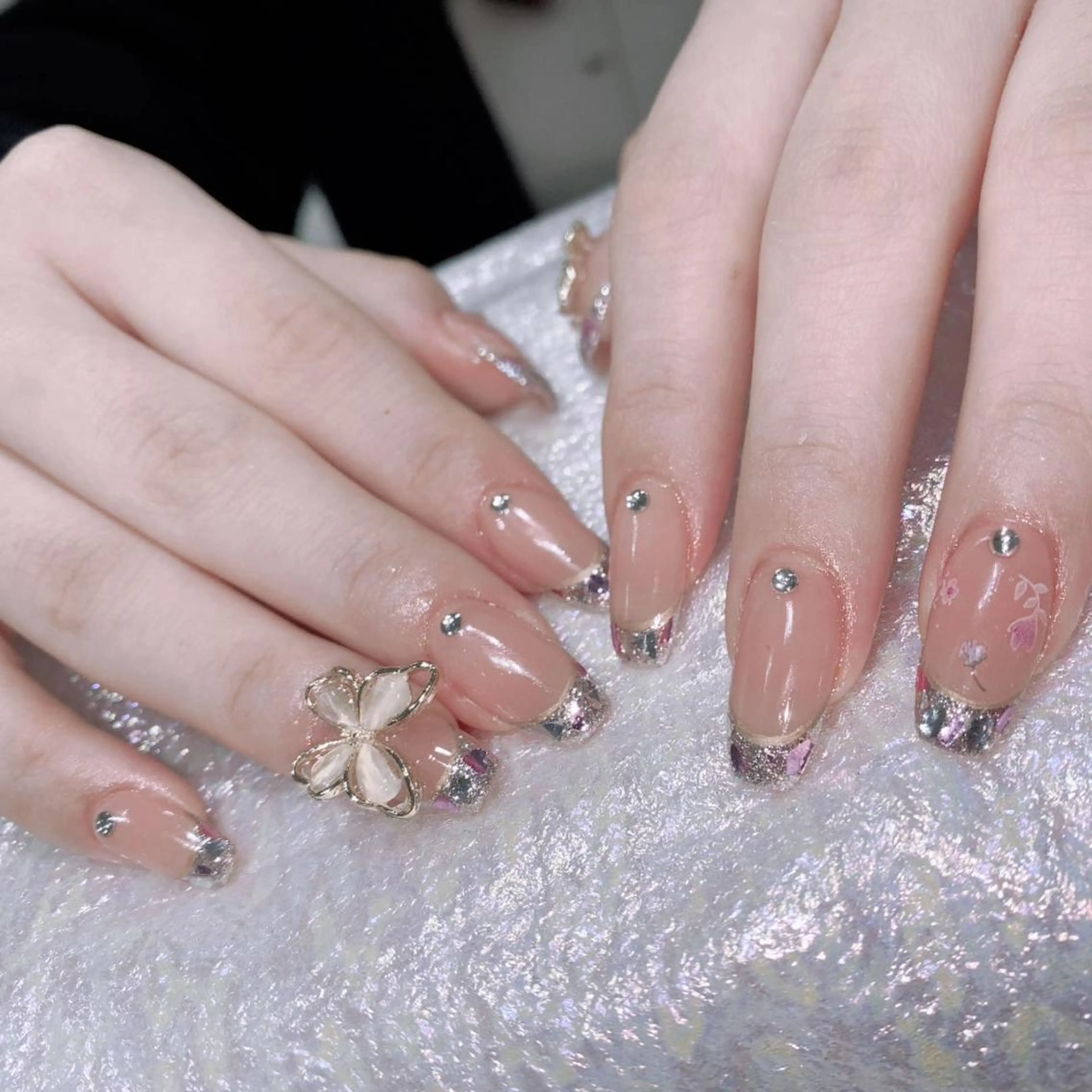 ネイル Queens マオのネイルデザイン