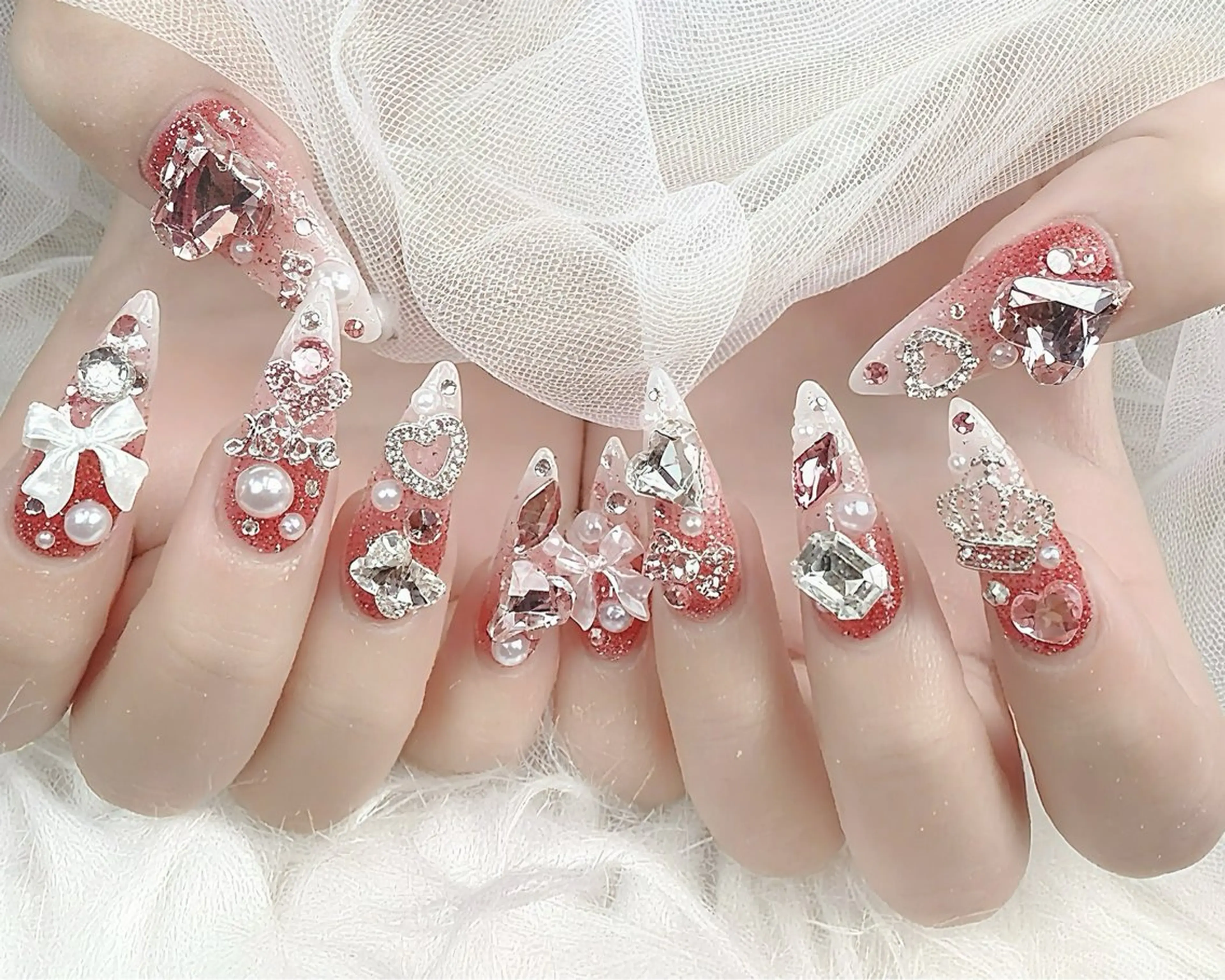 ネイル フラッシュネイル グラデーション キラキラネイル ハンドネイル ハンドケア Gote Kawa nail salonのネイルデザイン