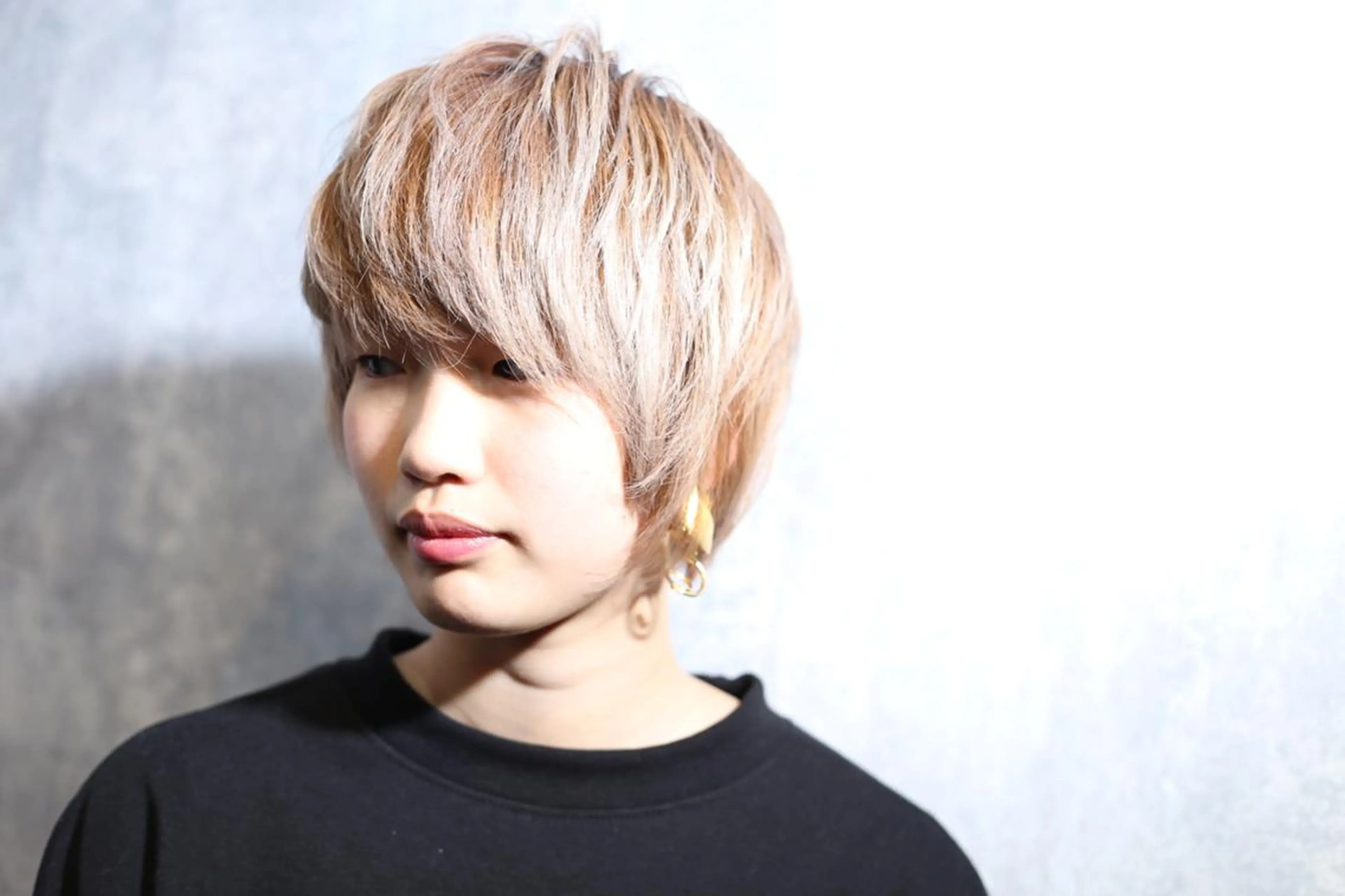 ショート アッシュ 外国人風カラー ショートヘア vato バトのヘアスタイル