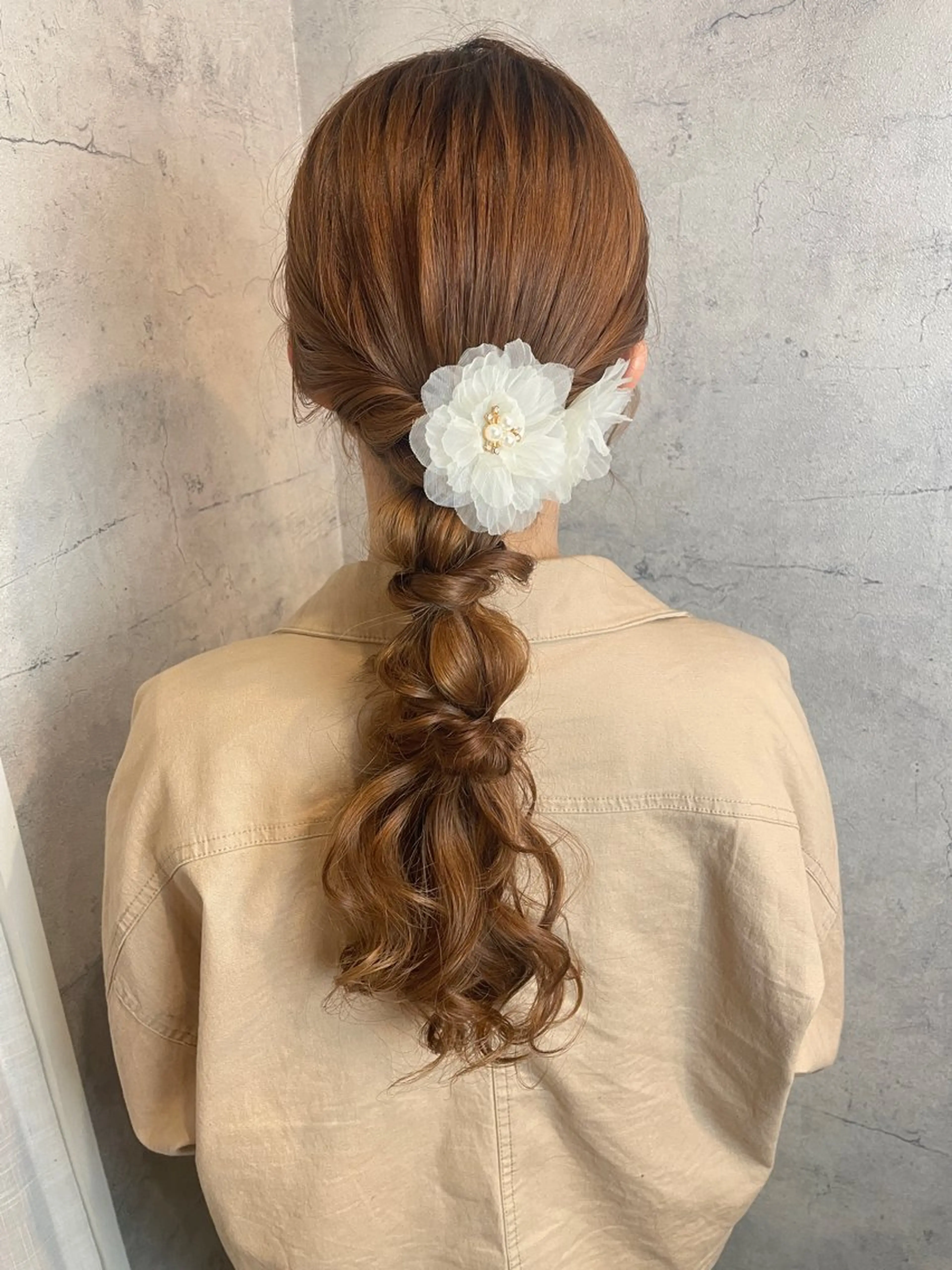 ヘアアレンジ 楢本 彩耶のネイルデザイン