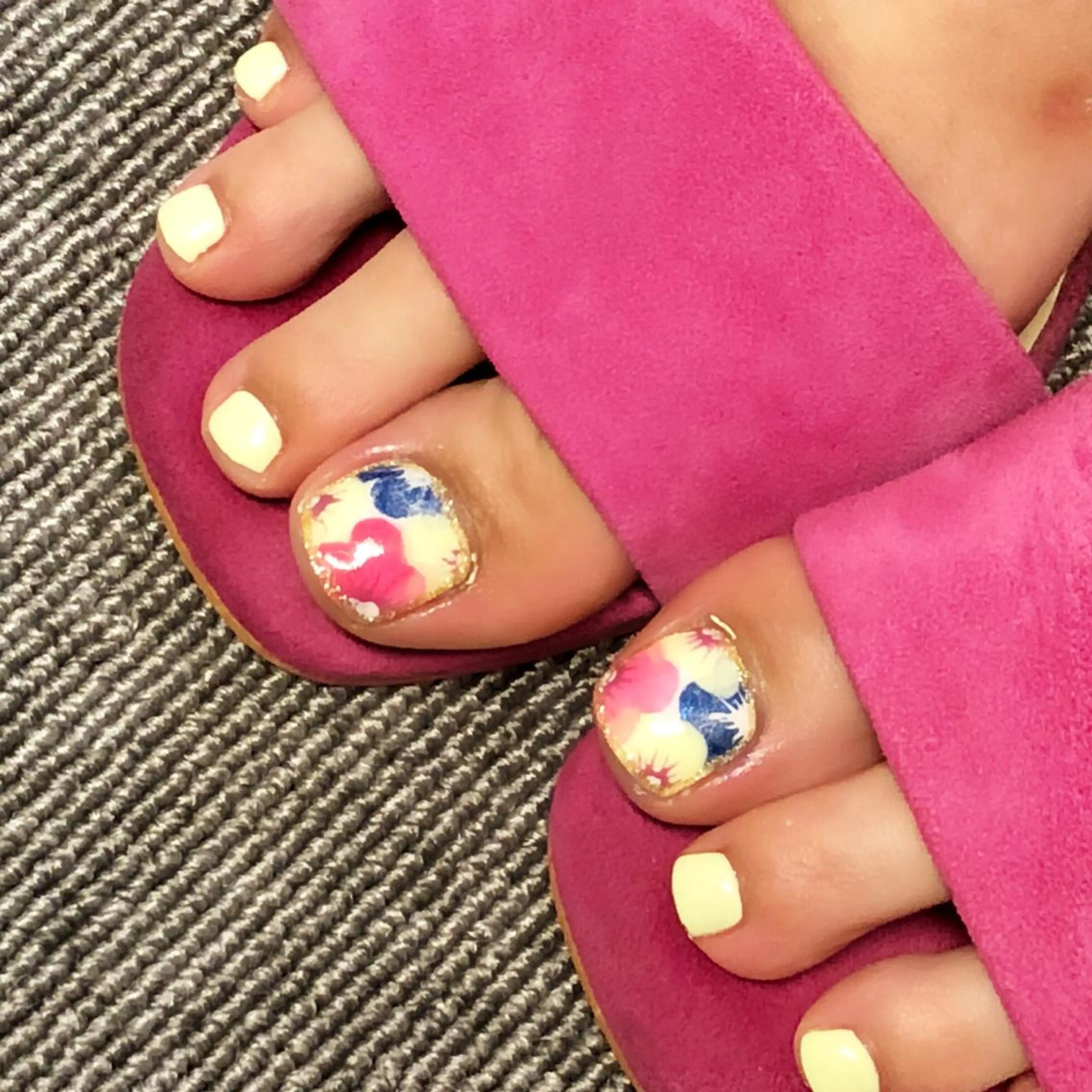 ネイル アートネイル フラワーネイル フットネイル KIREIE NAILSのネイルデザイン