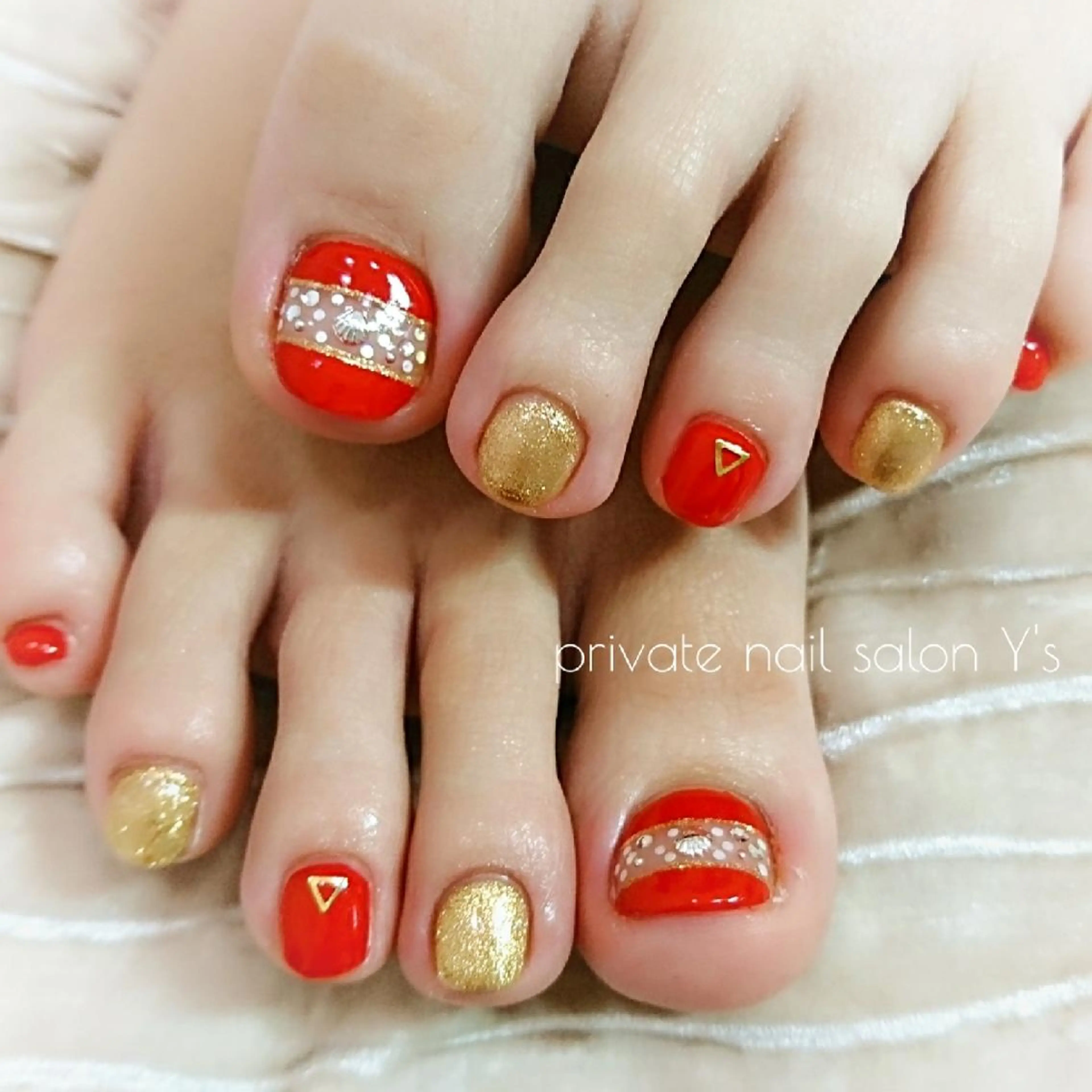 ネイル YUMI NAGAI  のネイルデザイン