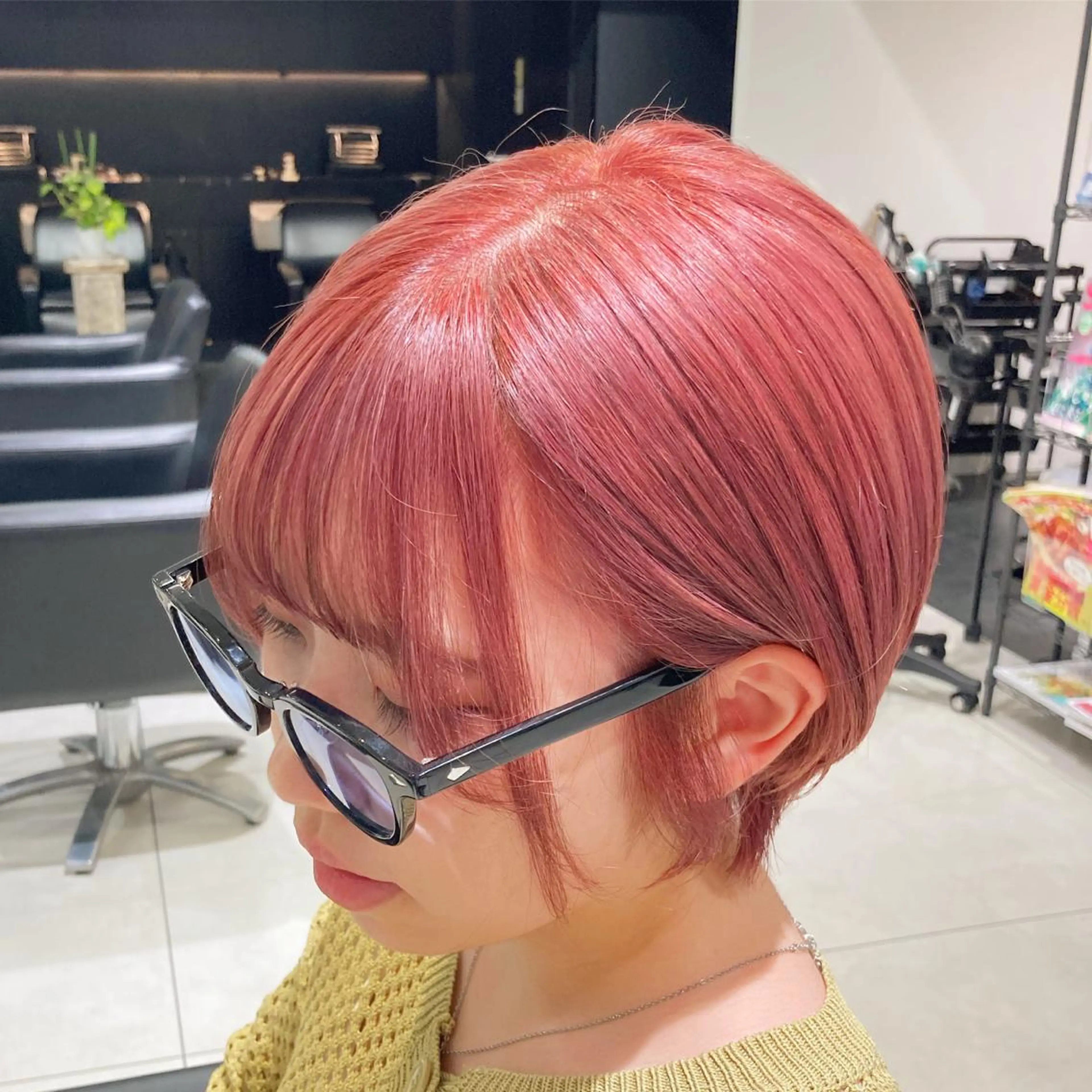 ショート 透明感カラー 板橋　島村美咲のヘアスタイル