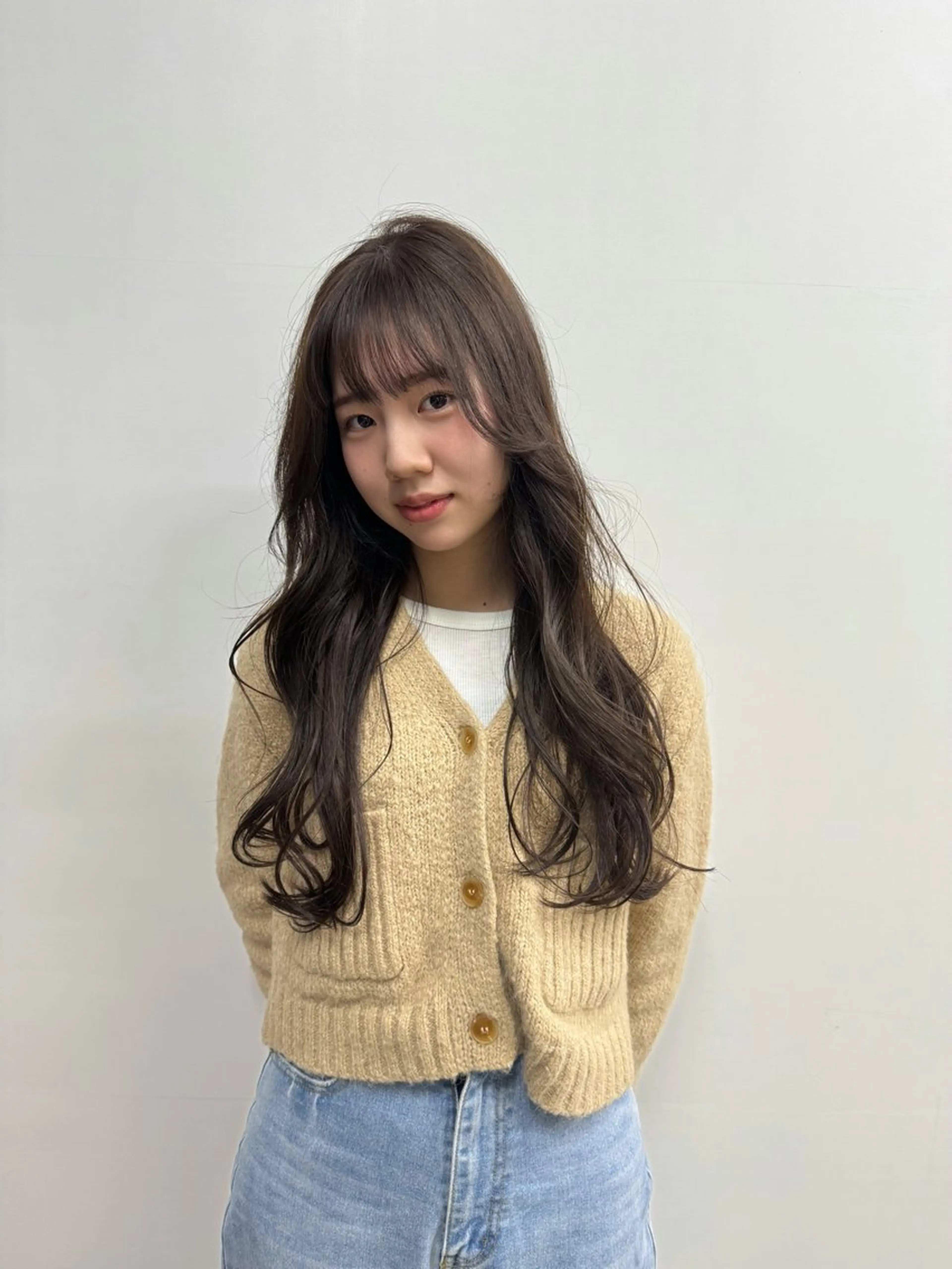 ロング カラー ベージュカラー オリーブベージュ ヘアカラー 清水愛果/似合わせ カット/透明感カラーのヘアスタイル