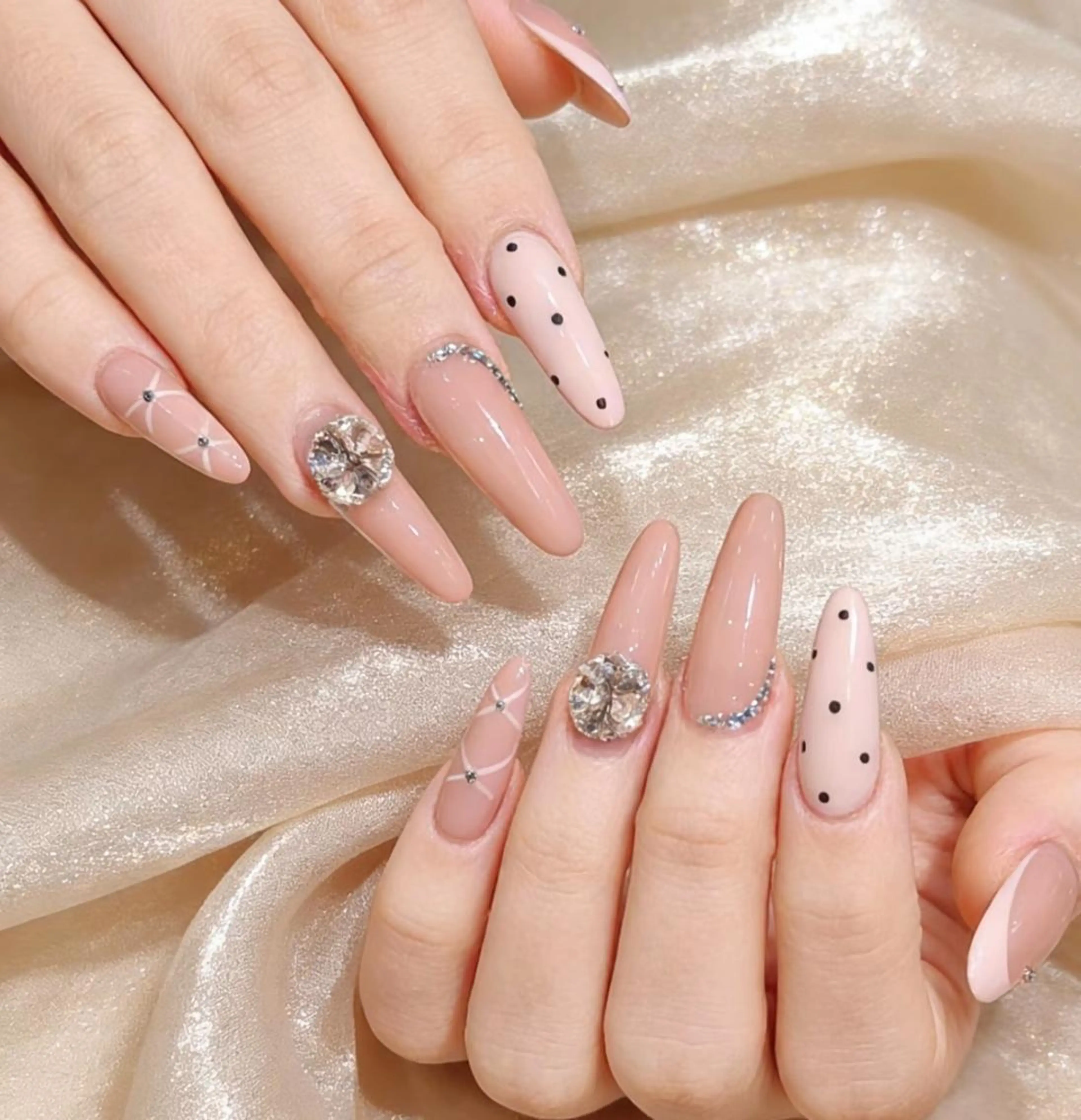 ネイル ハンドネイル 💫 Tsuki_Nailのネイルデザイン