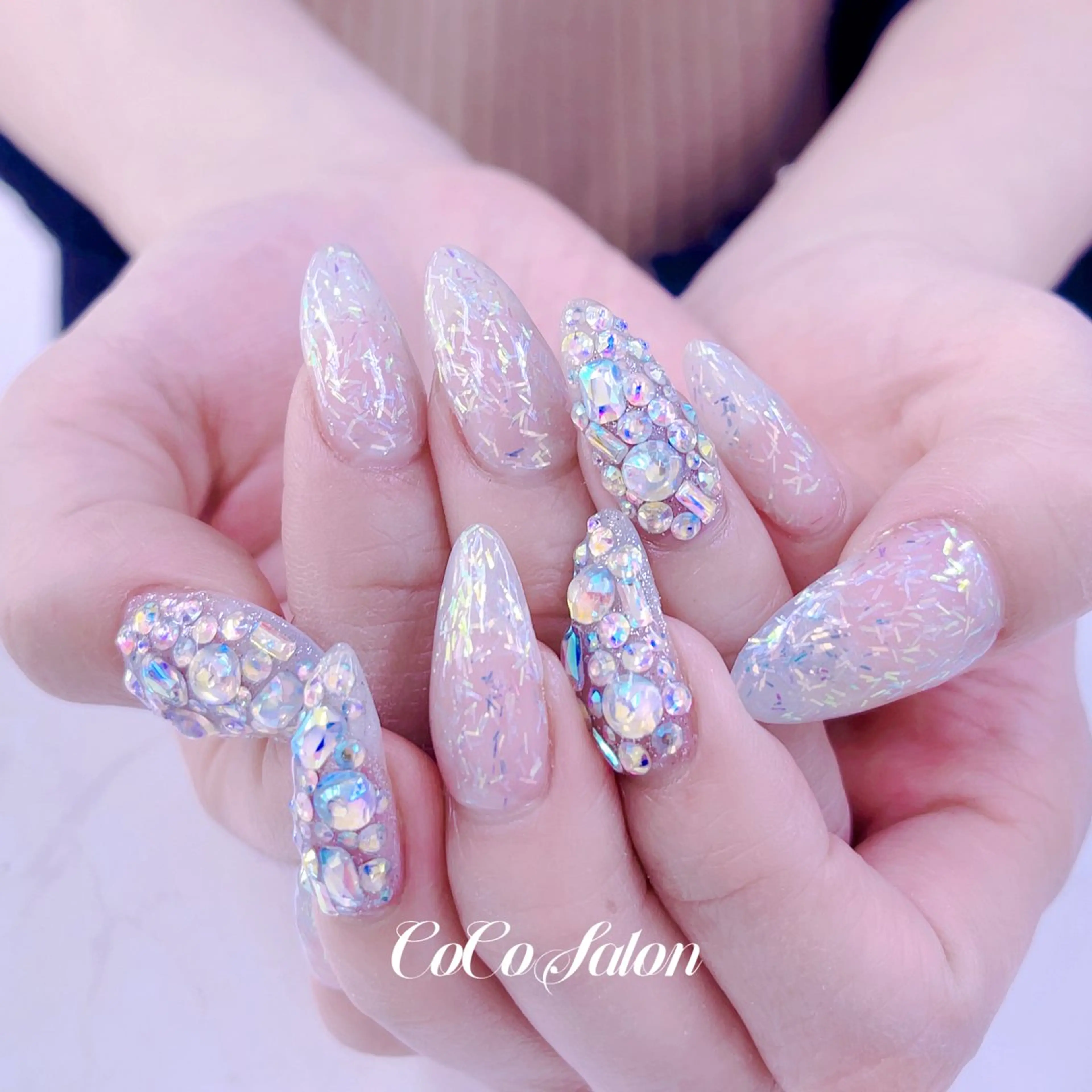 ネイル キラキラネイル ハンドネイル CoCoSalon ネイル/まつ毛予約のネイルデザイン