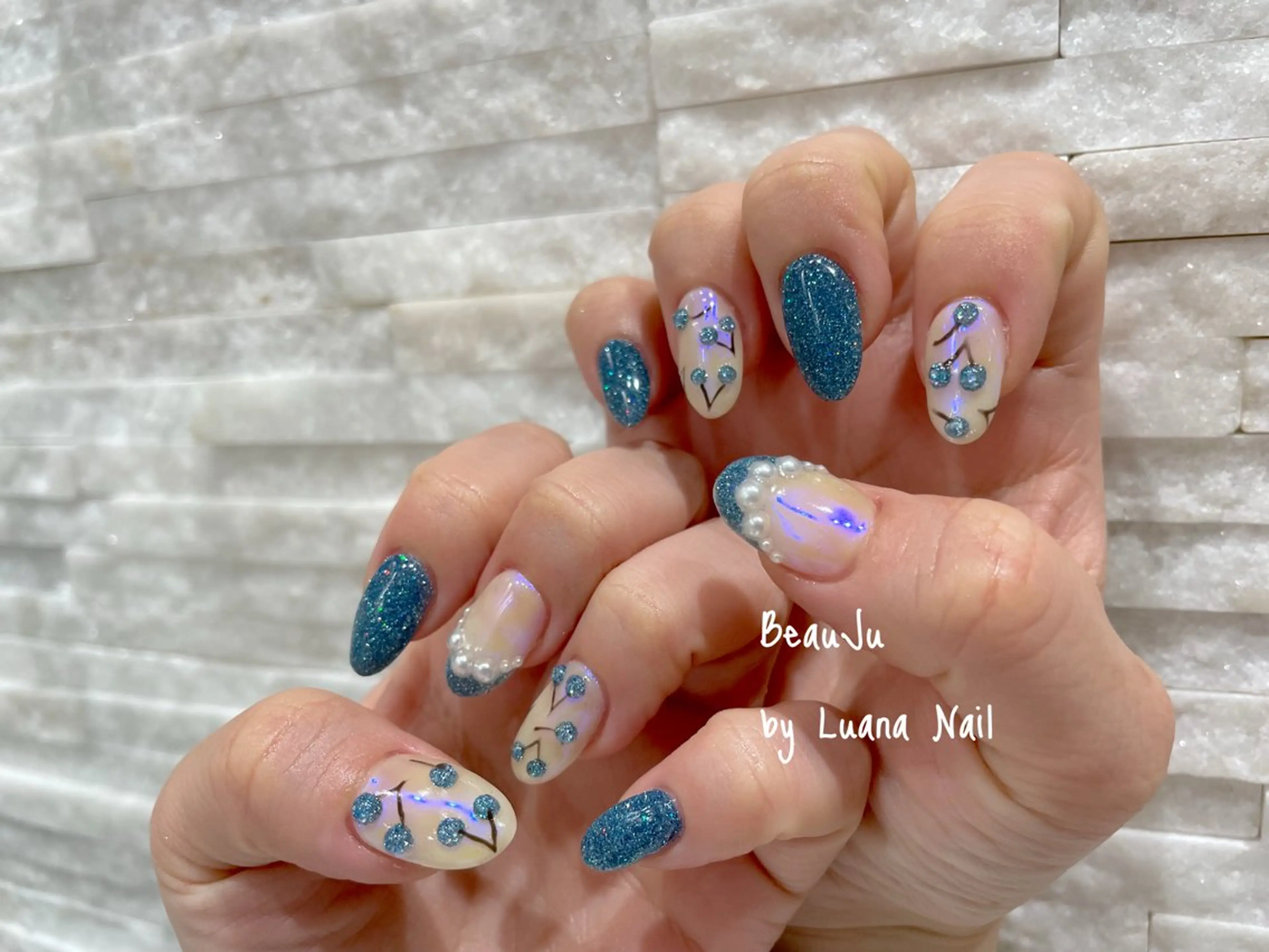 ネイル フラッシュネイル ハンドネイル BeauJu by Luana Nailのネイルデザイン