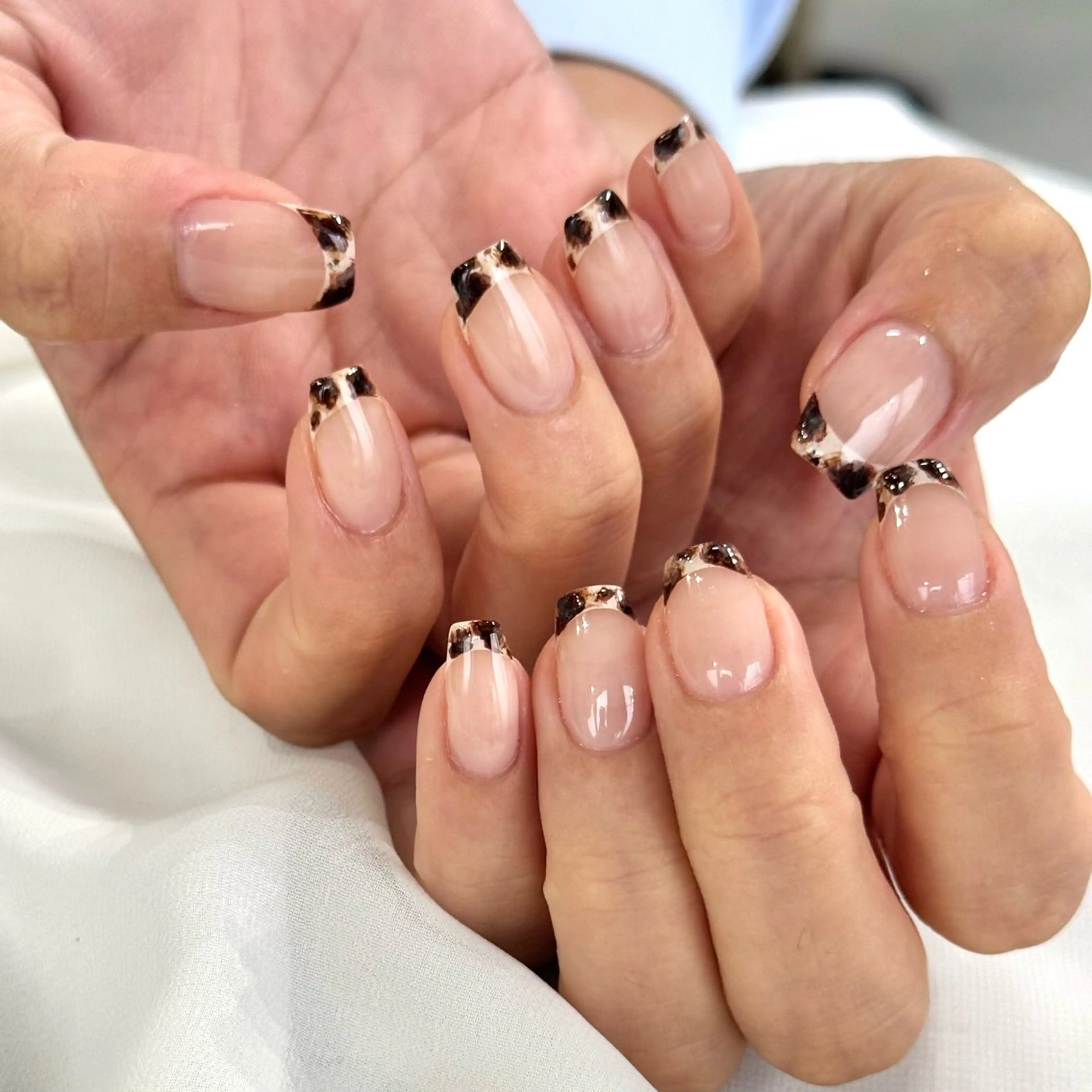 ネイル フレンチネイル HARUKA ネイリスト福岡/薬院のネイルデザイン