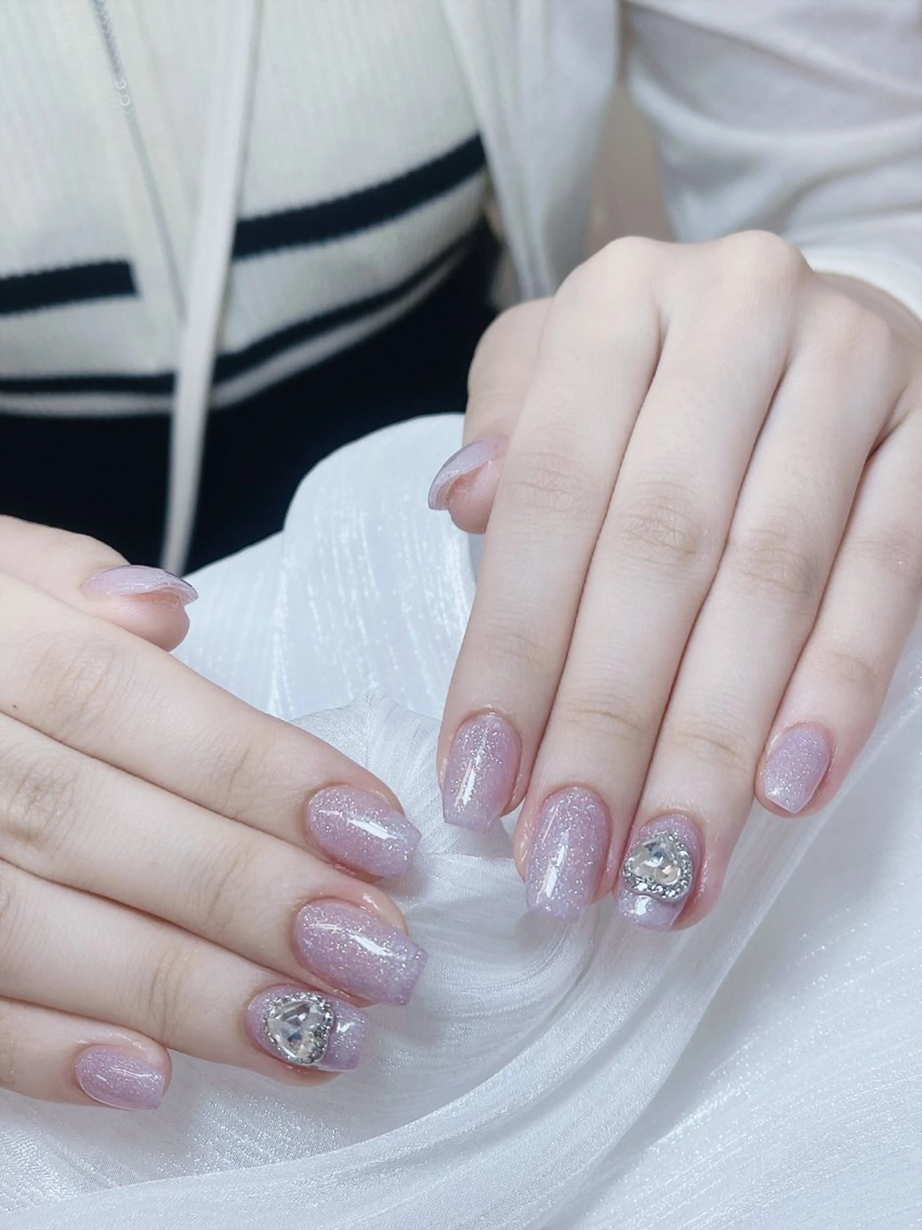 ネイル チークネイル フレンチネイル グラデーション キラキラネイル 韓国ネイル ハンドネイル DUO MI nail salonのネイルデザイン